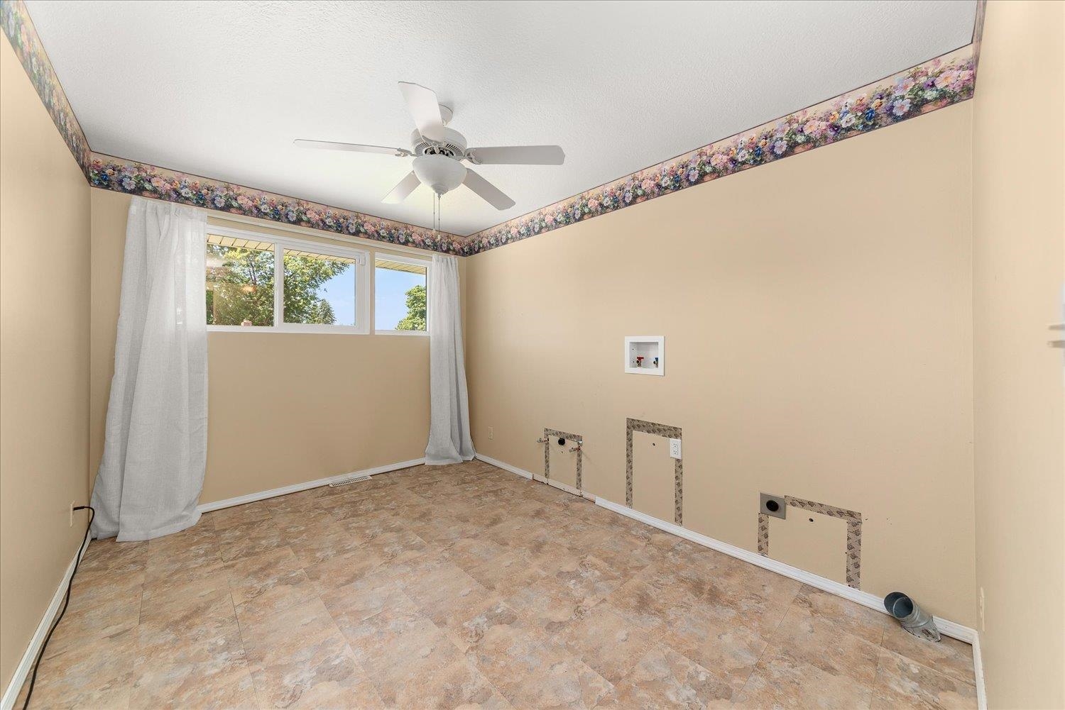3320 W Rosewood Ave - Photo 18