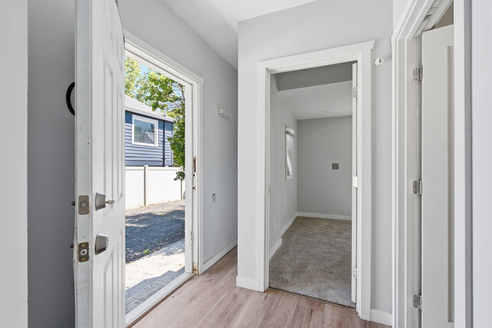 607 S Hatch St - Photo 13