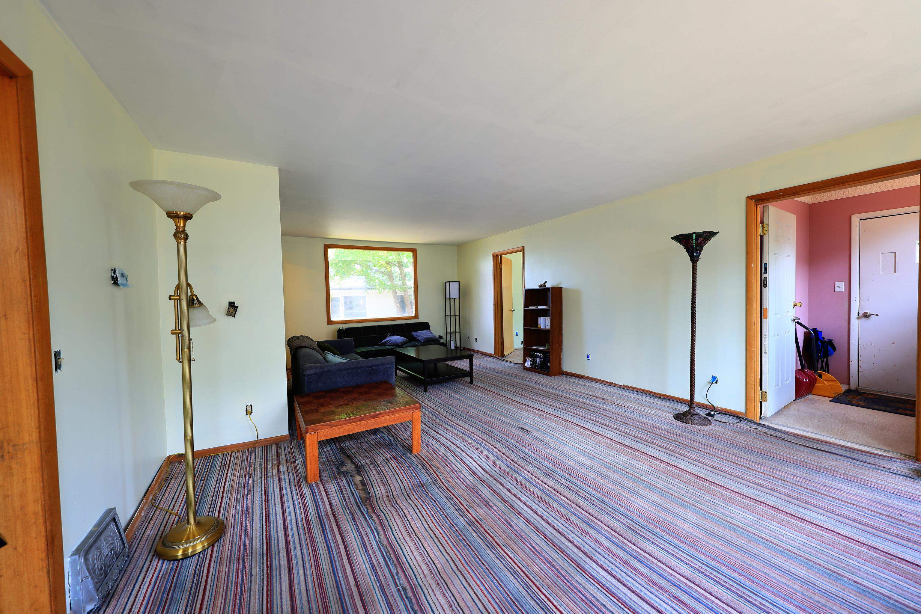 1307 W Spofford Ave - Photo 5