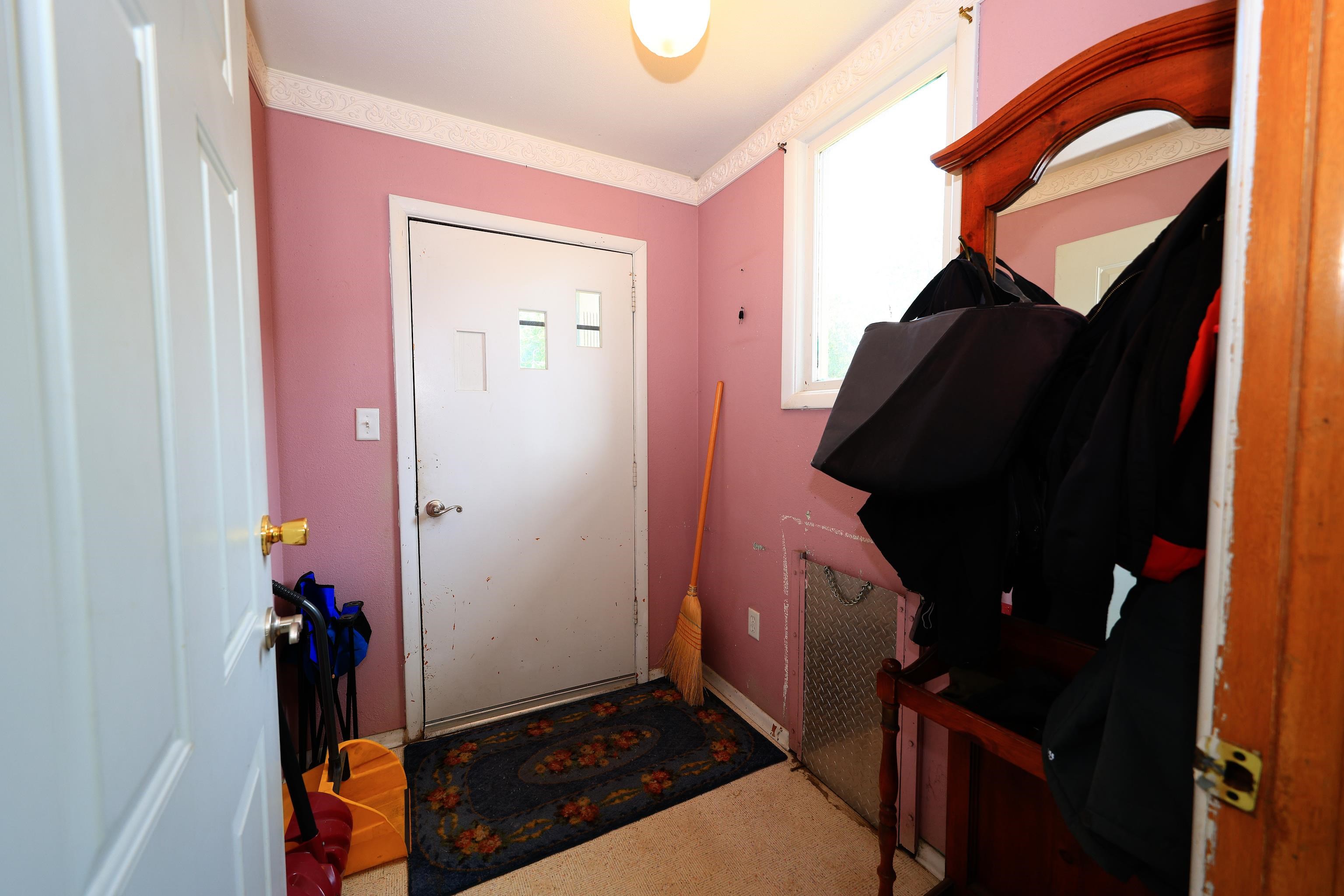 1307 W Spofford Ave - Photo 4
