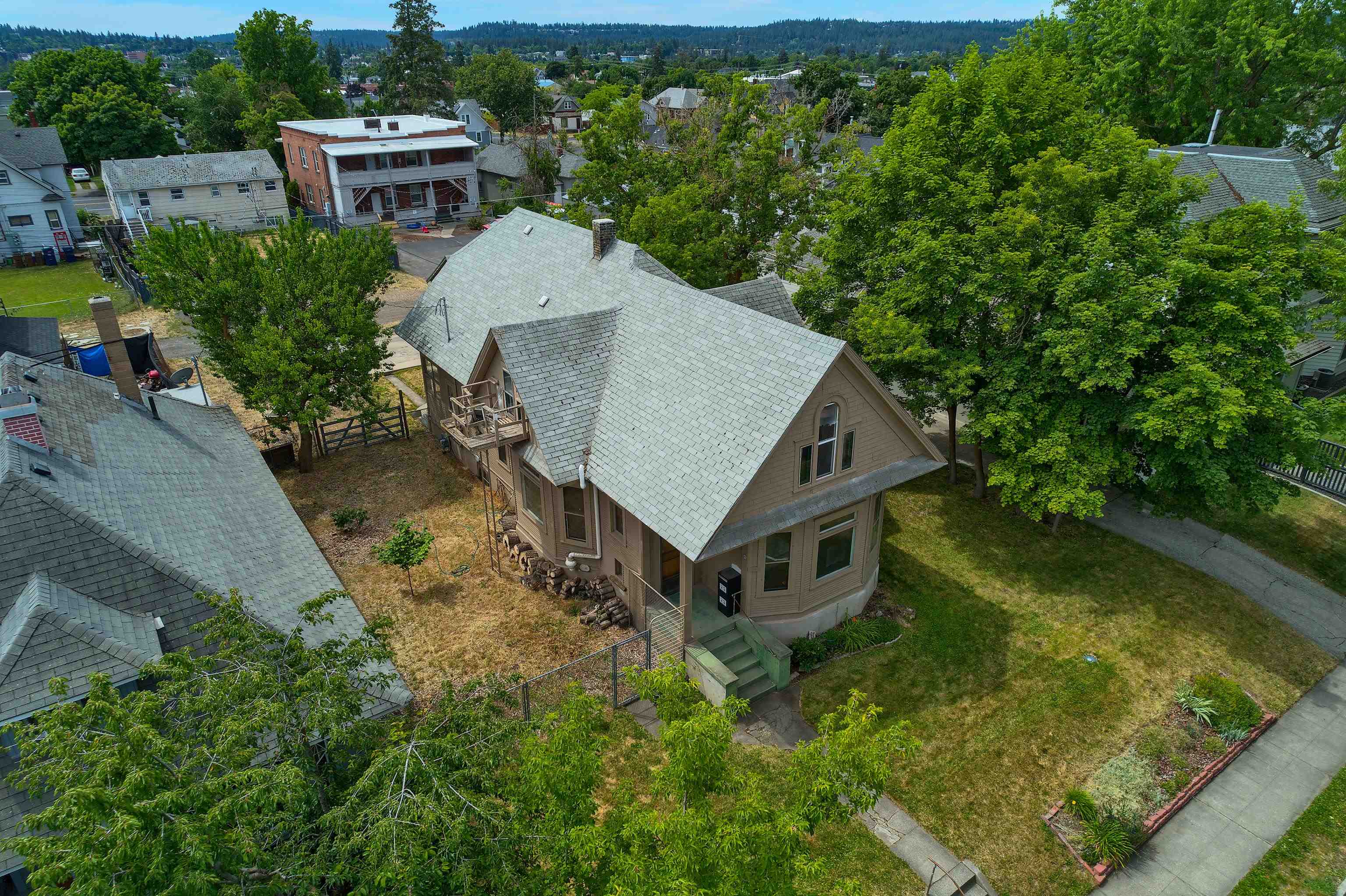 1307 W Spofford Ave - Photo 42