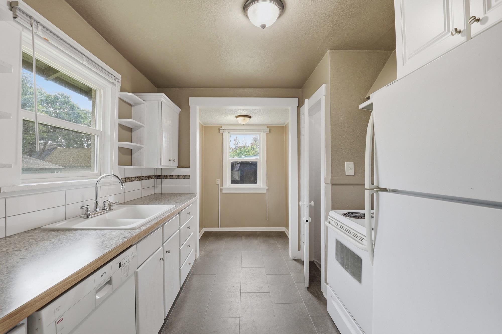 517 W Garland Ave - Photo 9