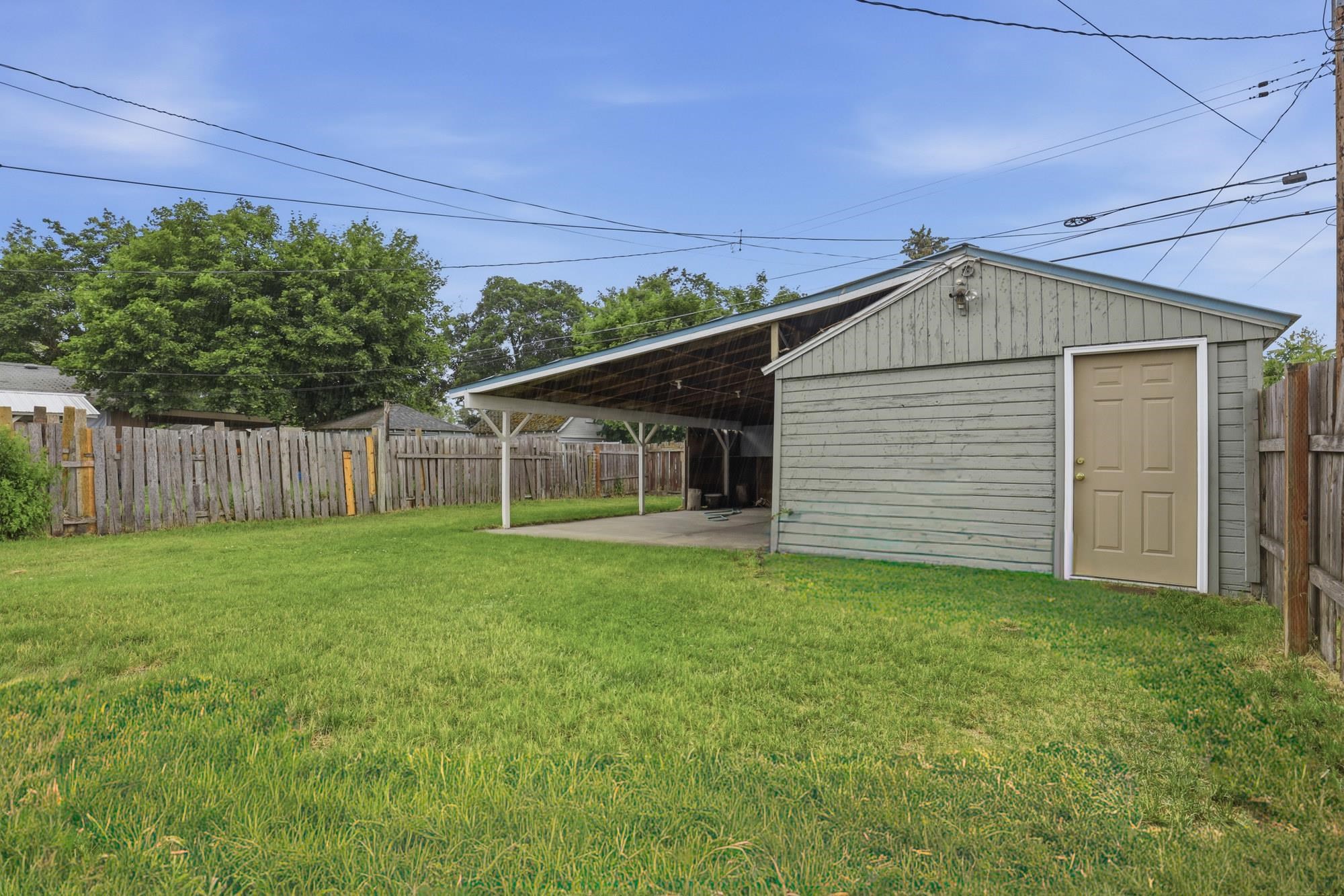 517 W Garland Ave - Photo 31
