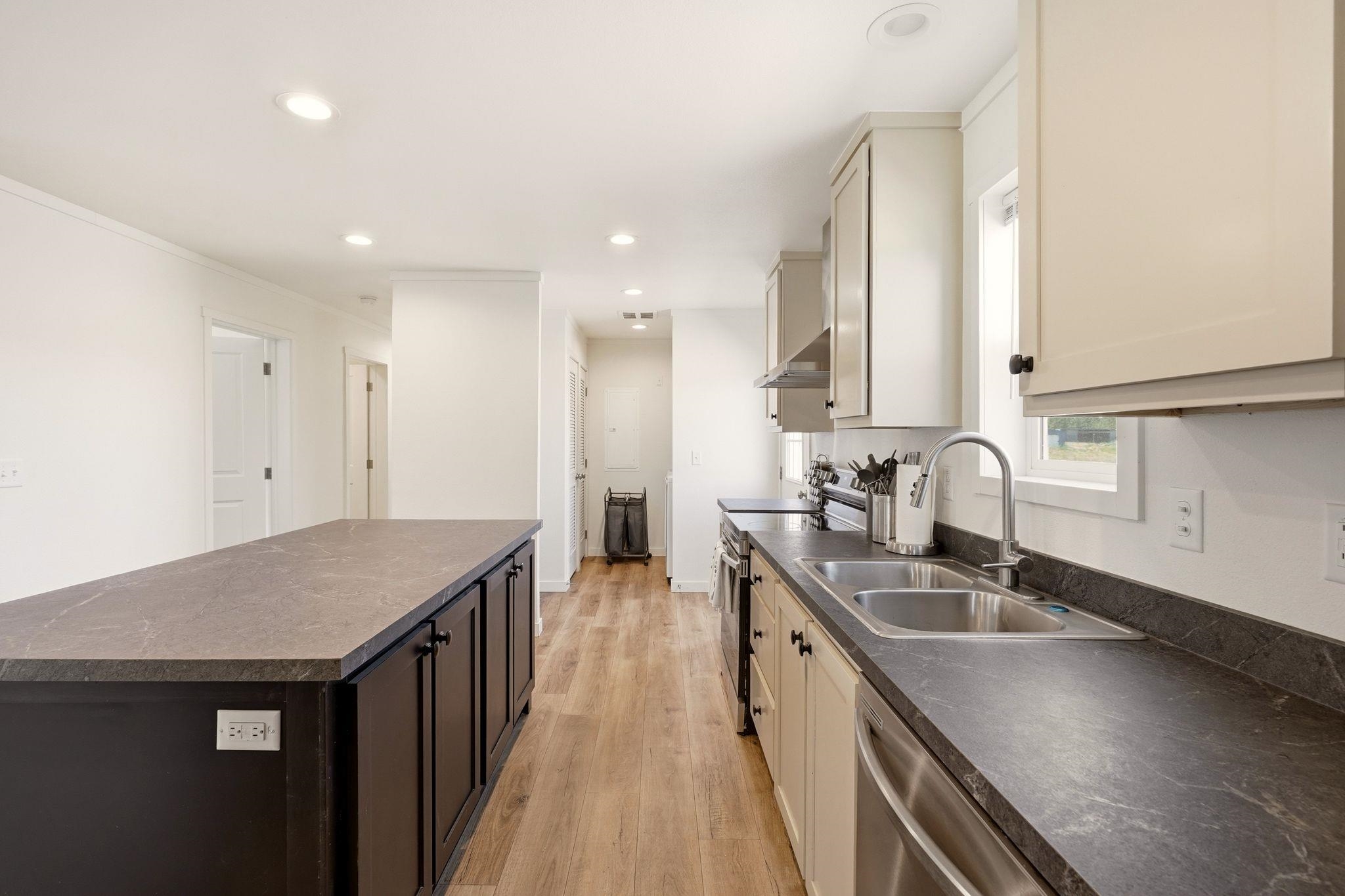 23518 S Malloy Prairie Rd - Photo 9