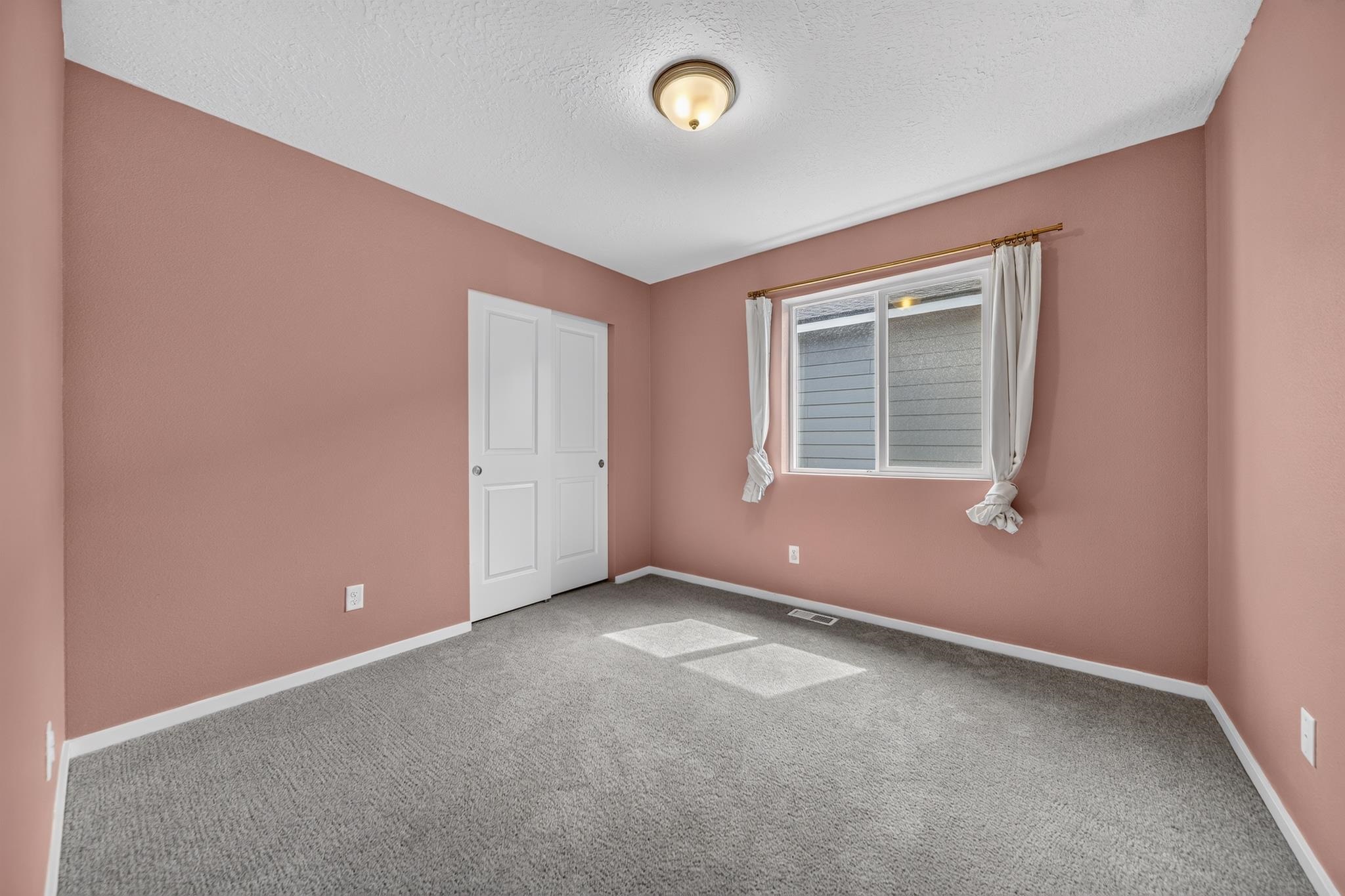 4440 W Bedford Ave - Photo 26