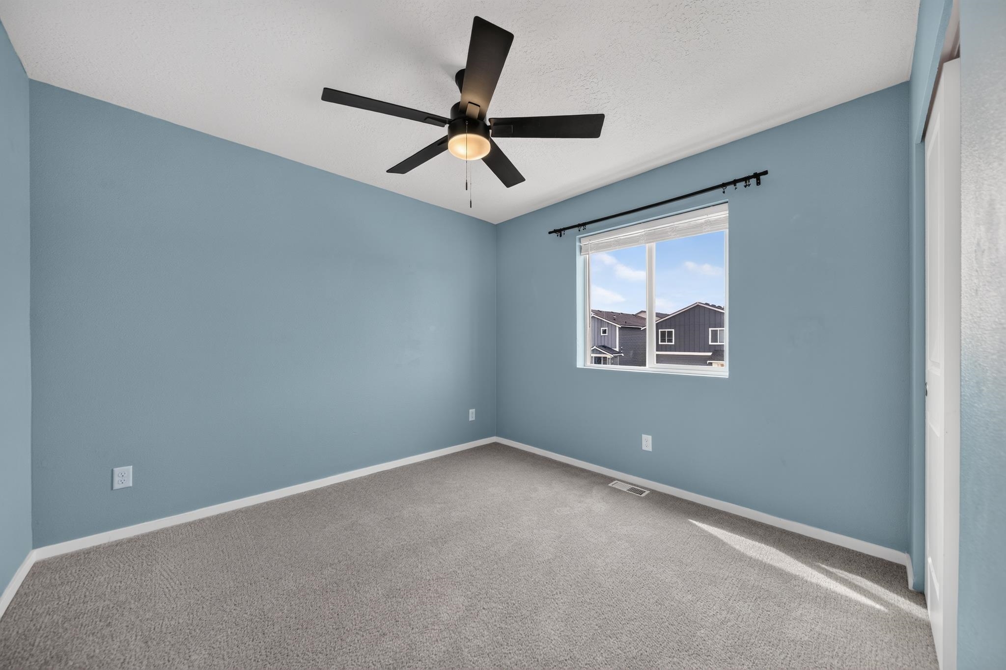 4440 W Bedford Ave - Photo 22
