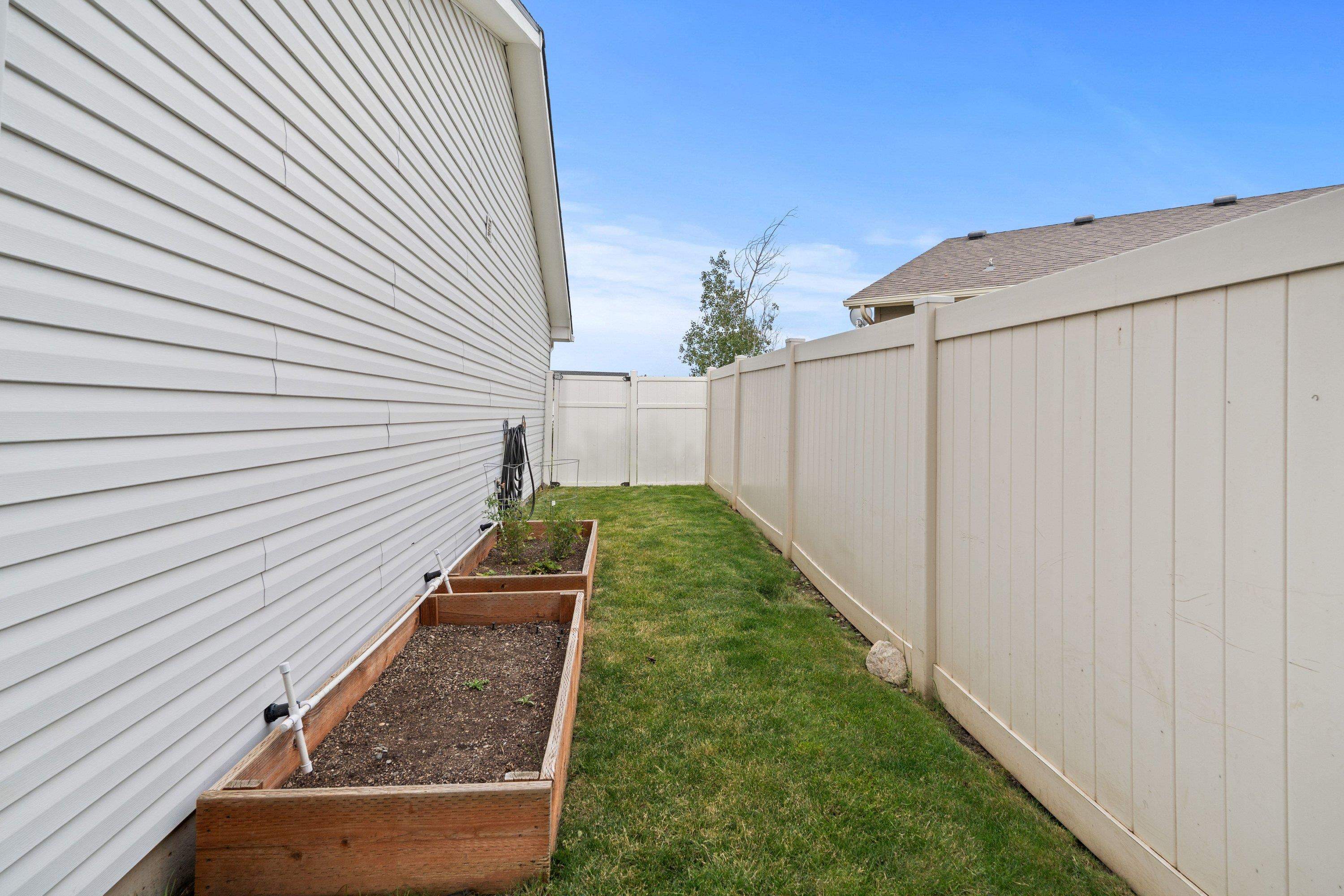 7612 S Dana St - Photo 39