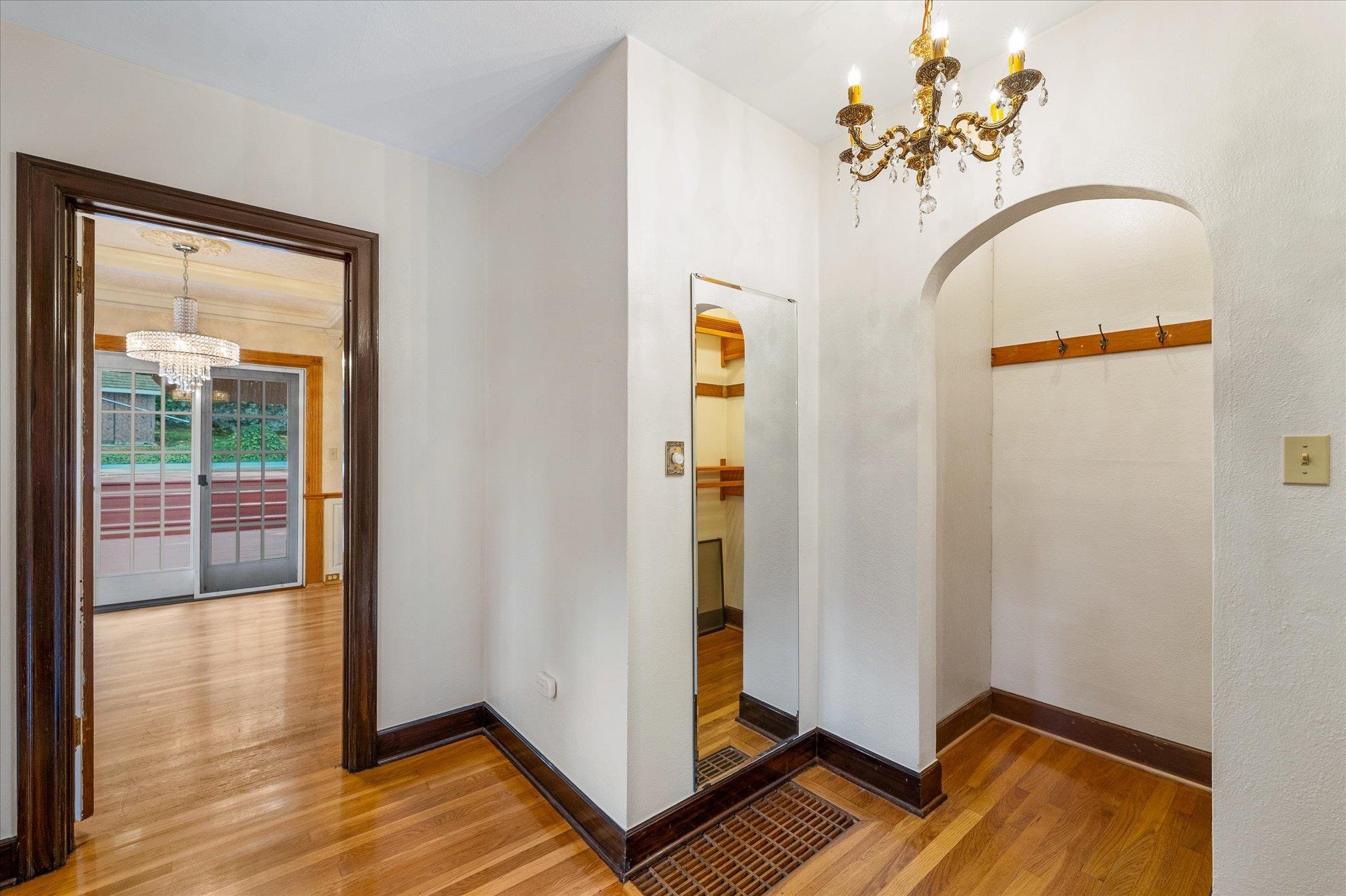 1204 E 18th Ave - Photo 7