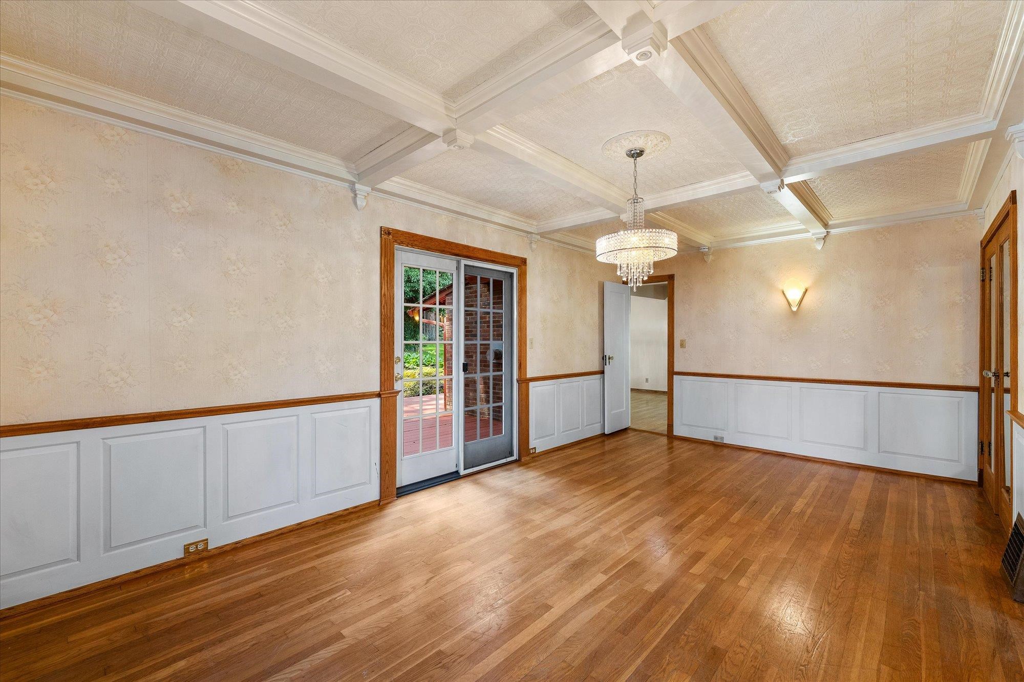 1204 E 18th Ave - Photo 11