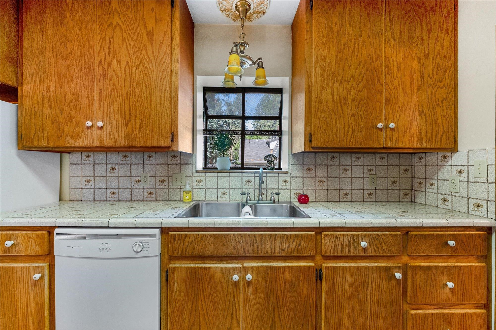 1204 E 18th Ave - Photo 21
