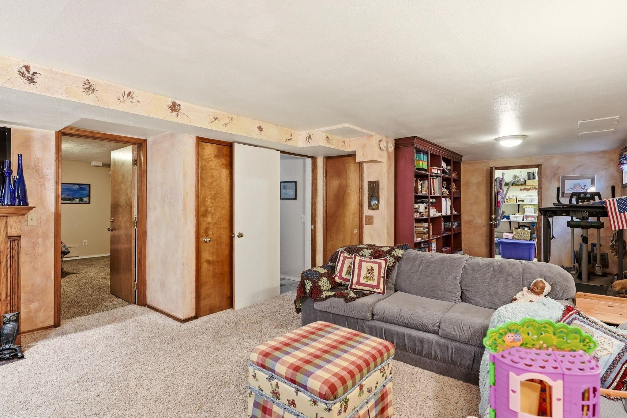 13823 E Crown Ave - Photo 19