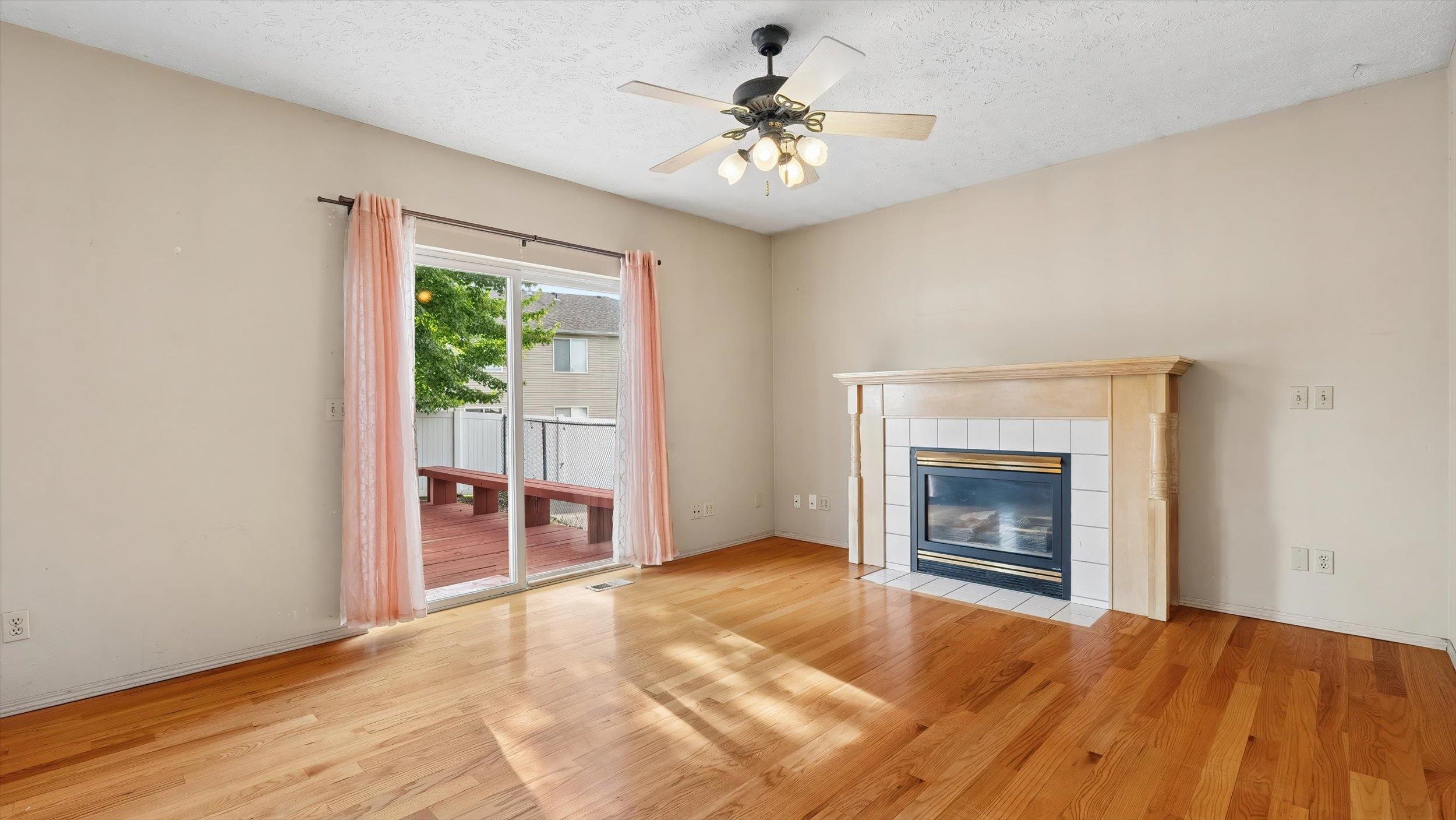 1402 E Houghton Ct - Photo 10