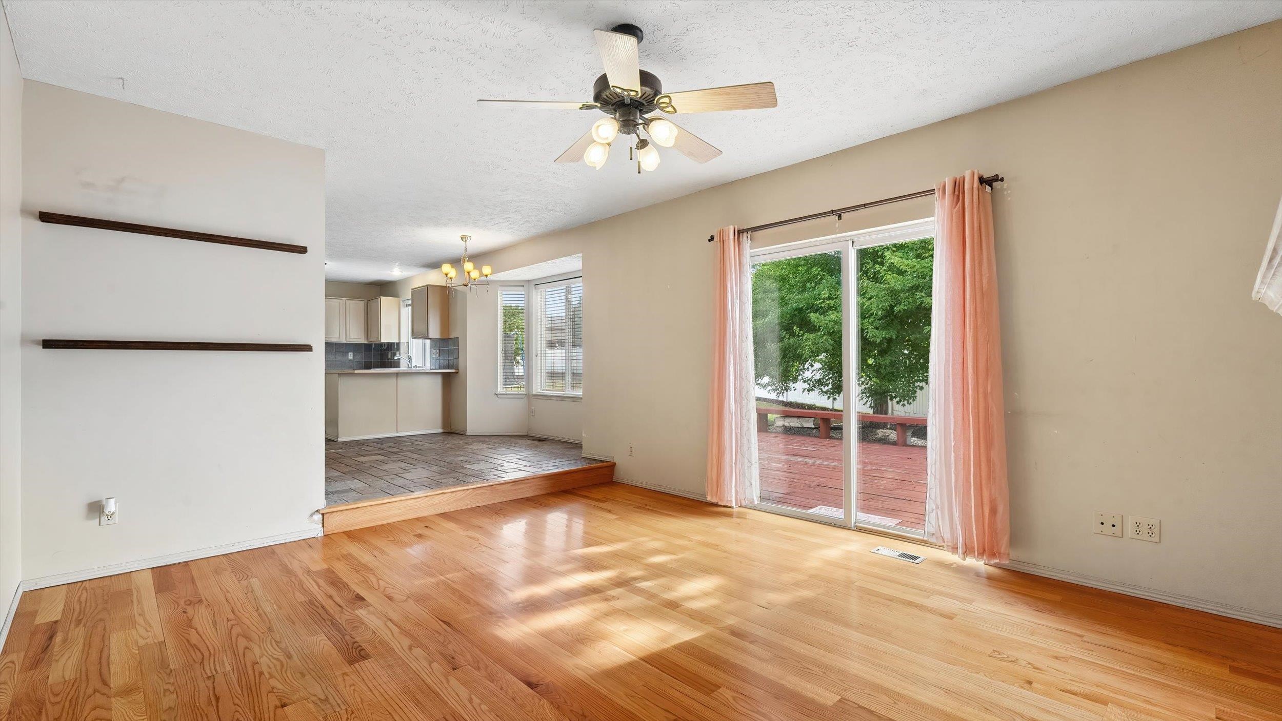 1402 E Houghton Ct - Photo 11