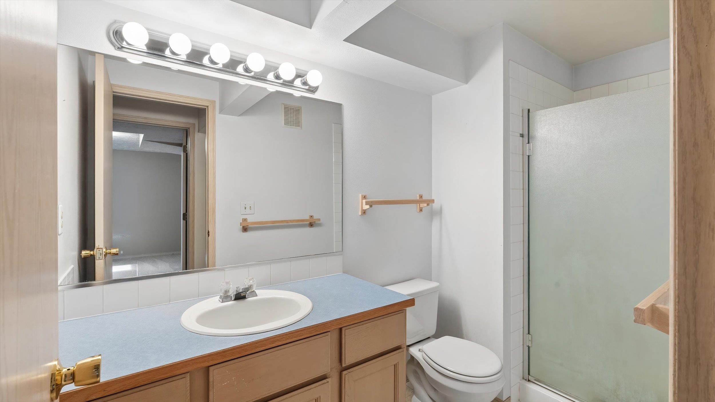 1402 E Houghton Ct - Photo 27