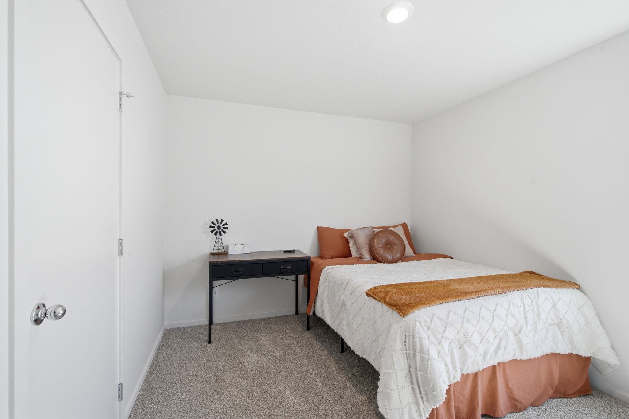1712 E B St - Photo 5