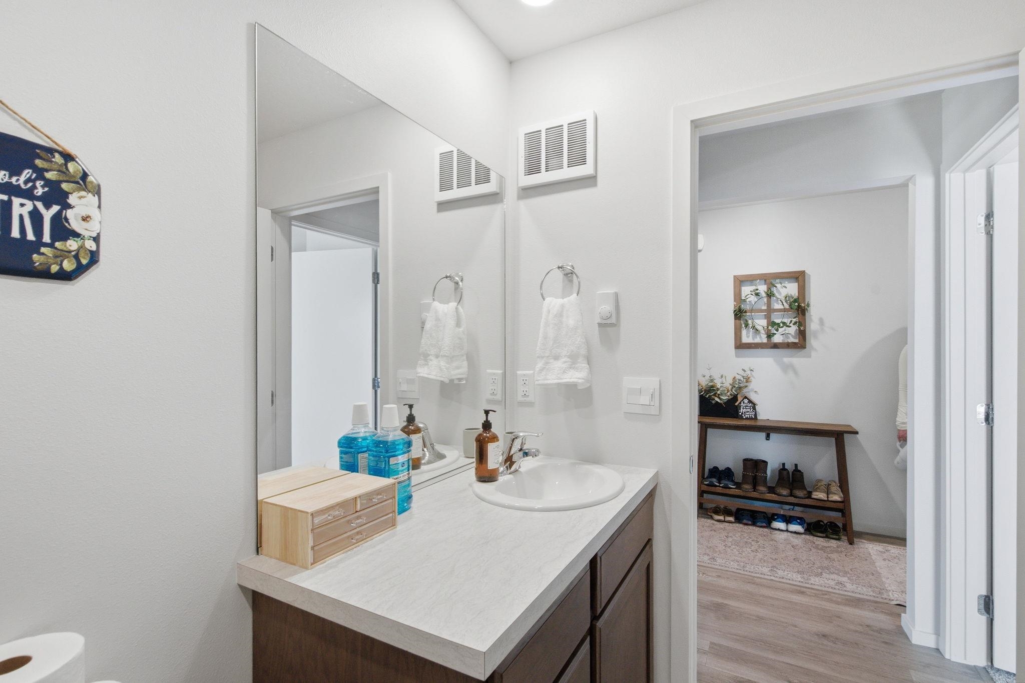 1712 E B St - Photo 10