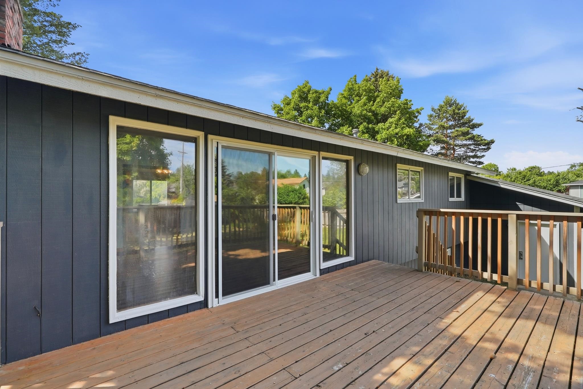 2205 E 49th Ave - Photo 29