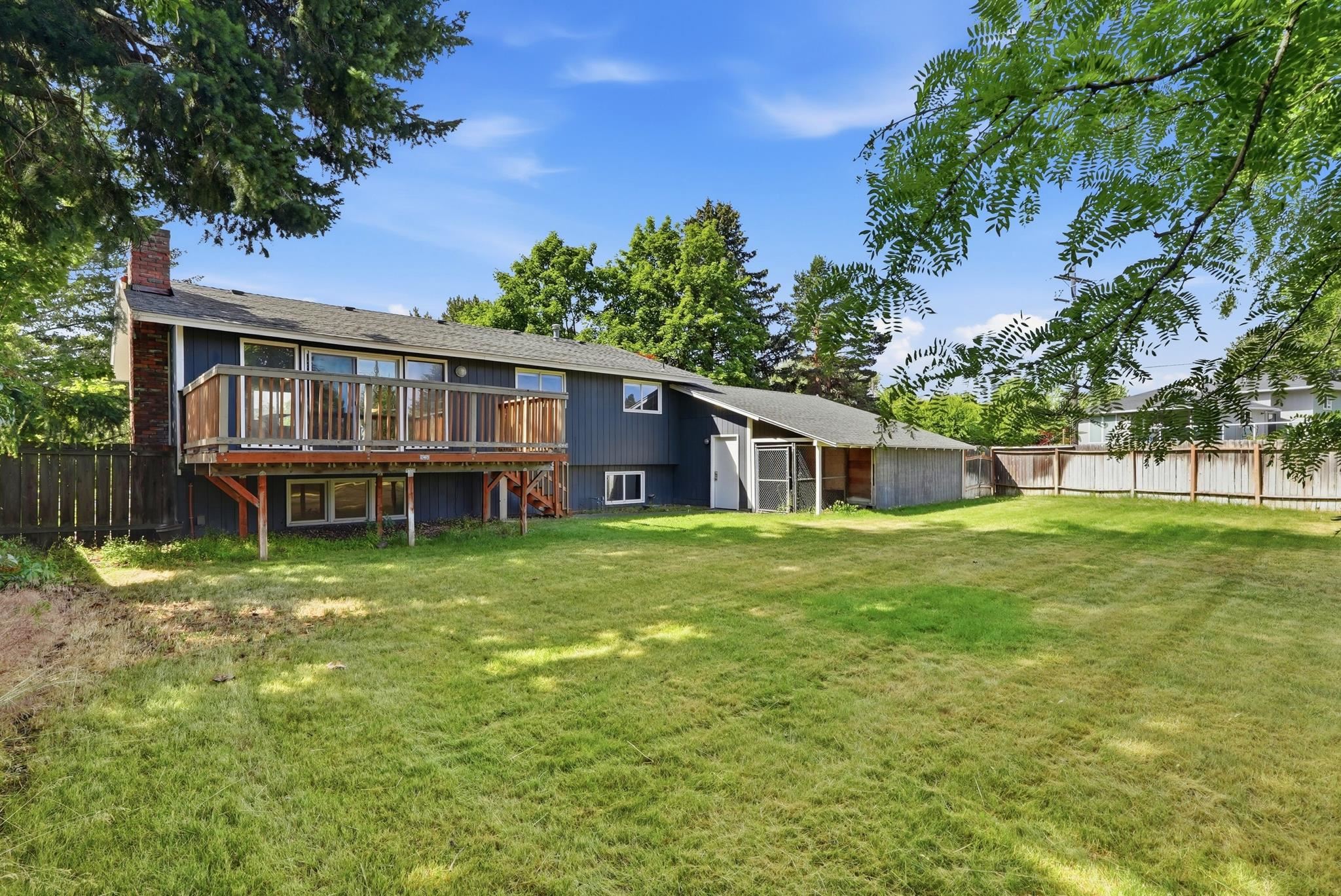 2205 E 49th Ave - Photo 33