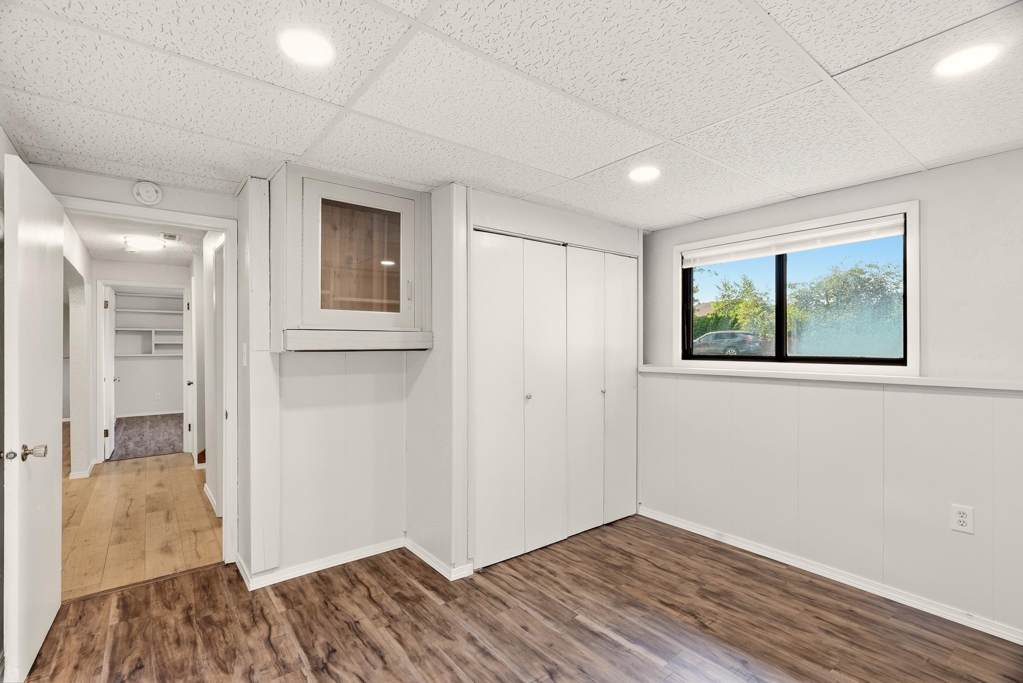 2205 E 49th Ave - Photo 27