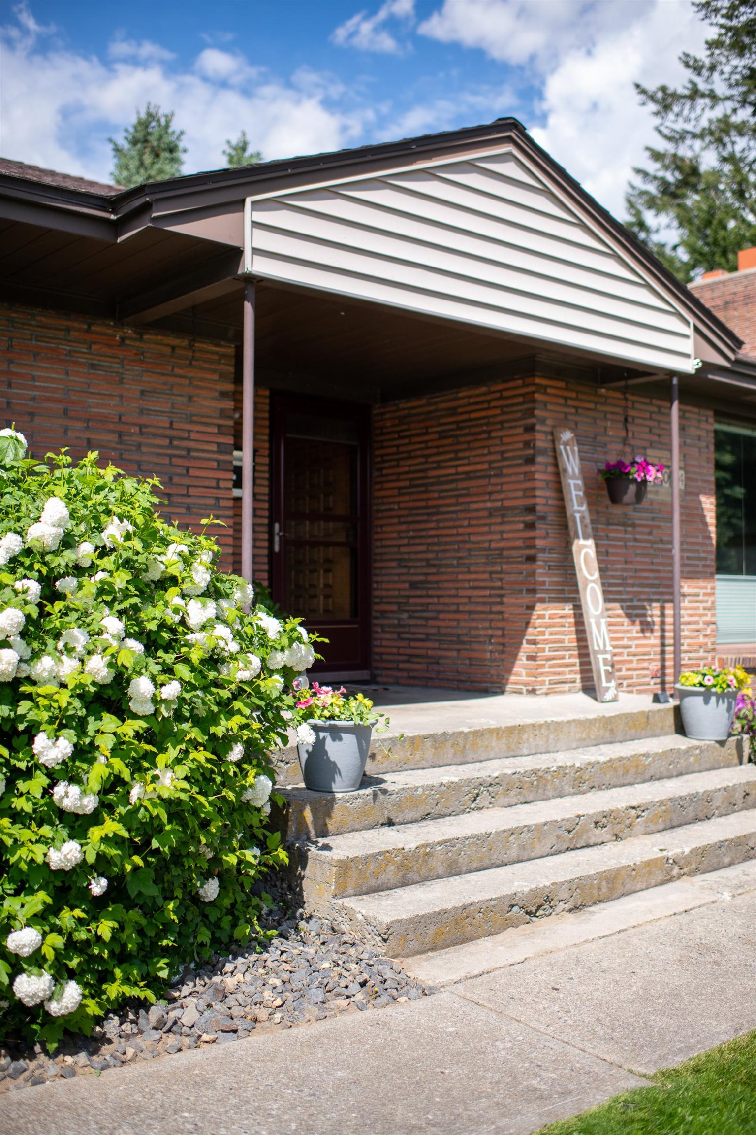 904 W COLUMBIA Ave - Photo 4