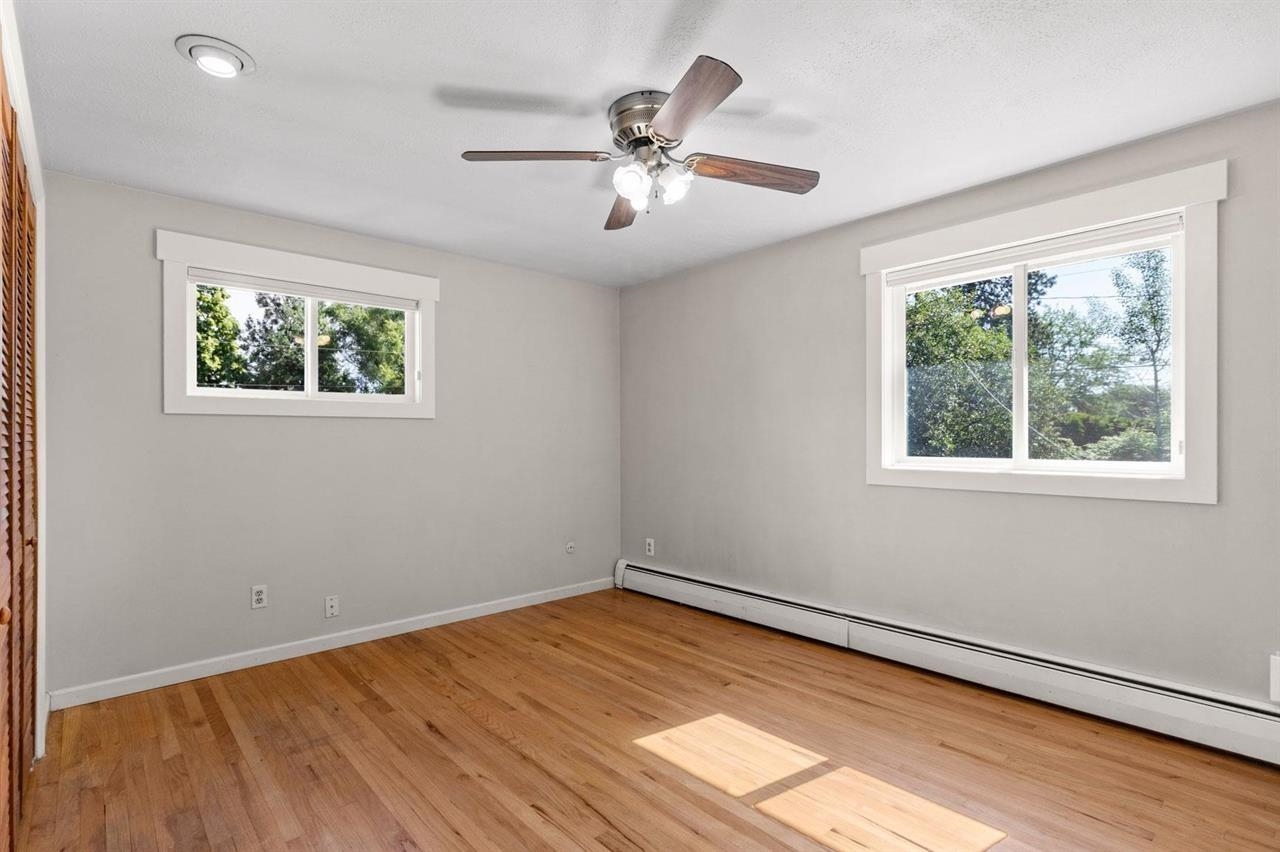 9518 N Normandie St - Photo 16