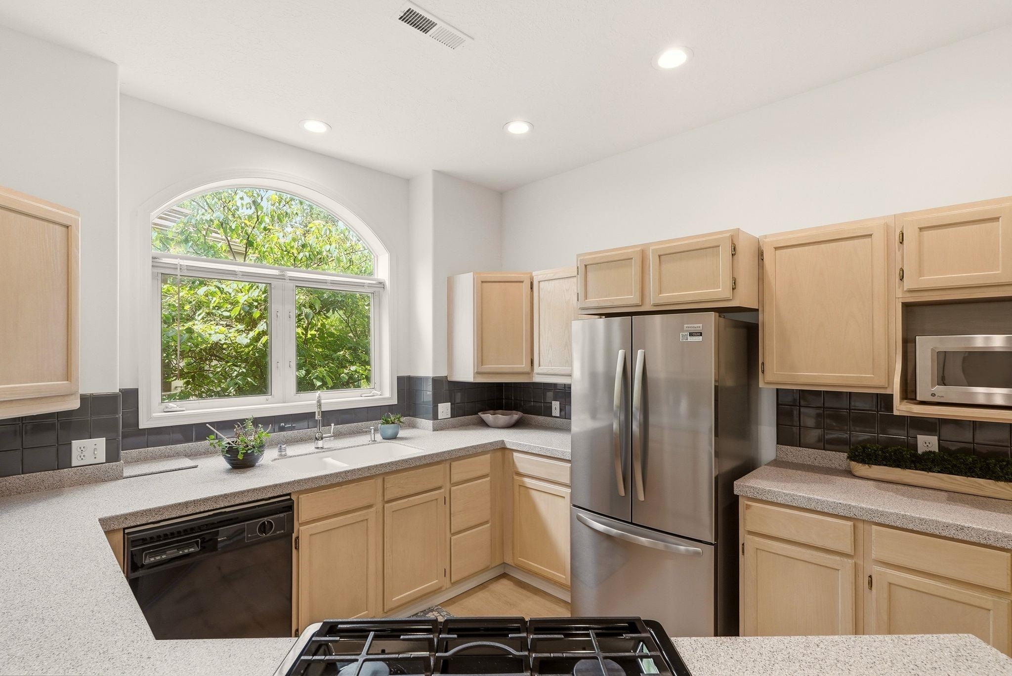 639 N Riverpoint Blvd - Photo 8