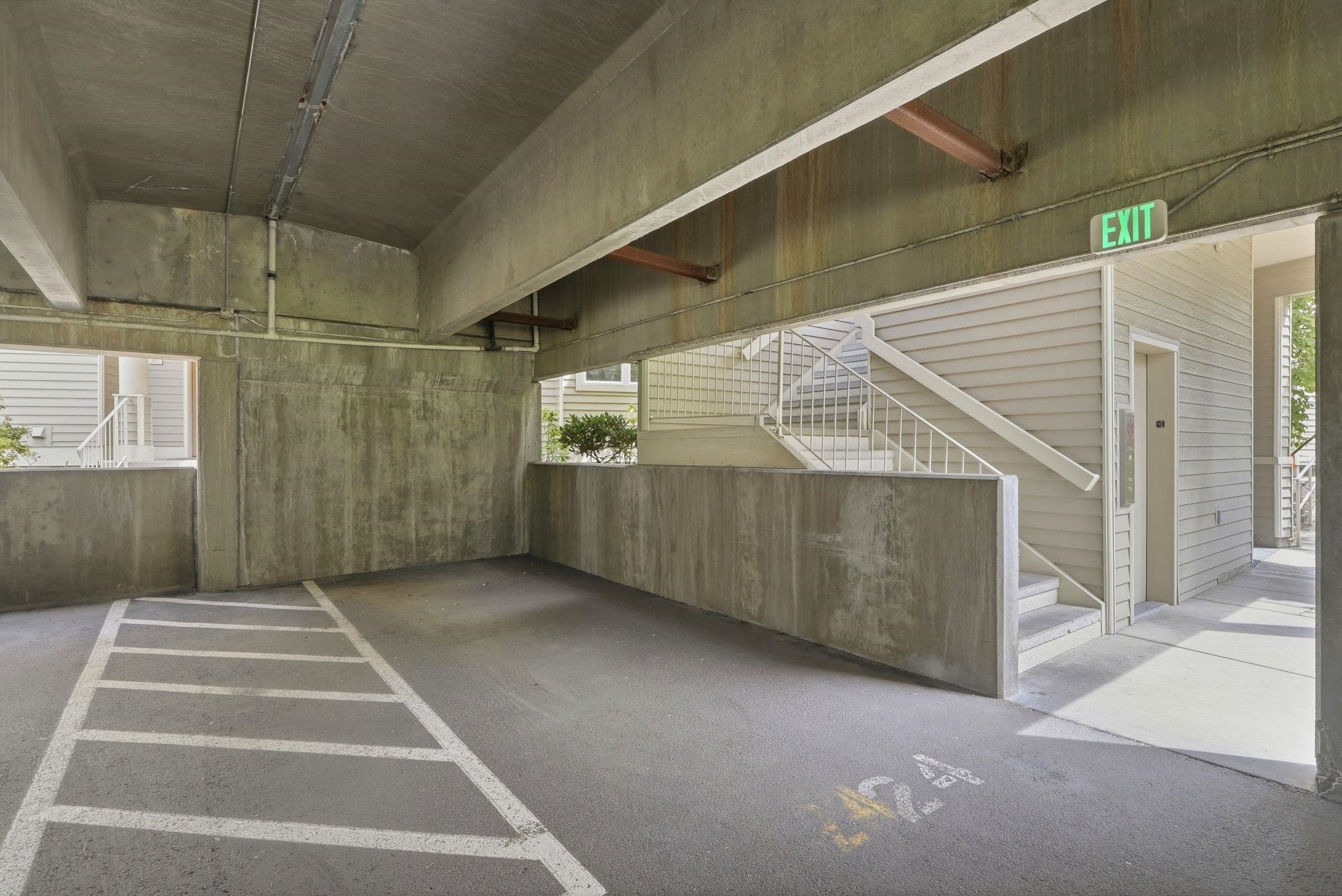 639 N Riverpoint Blvd - Photo 34
