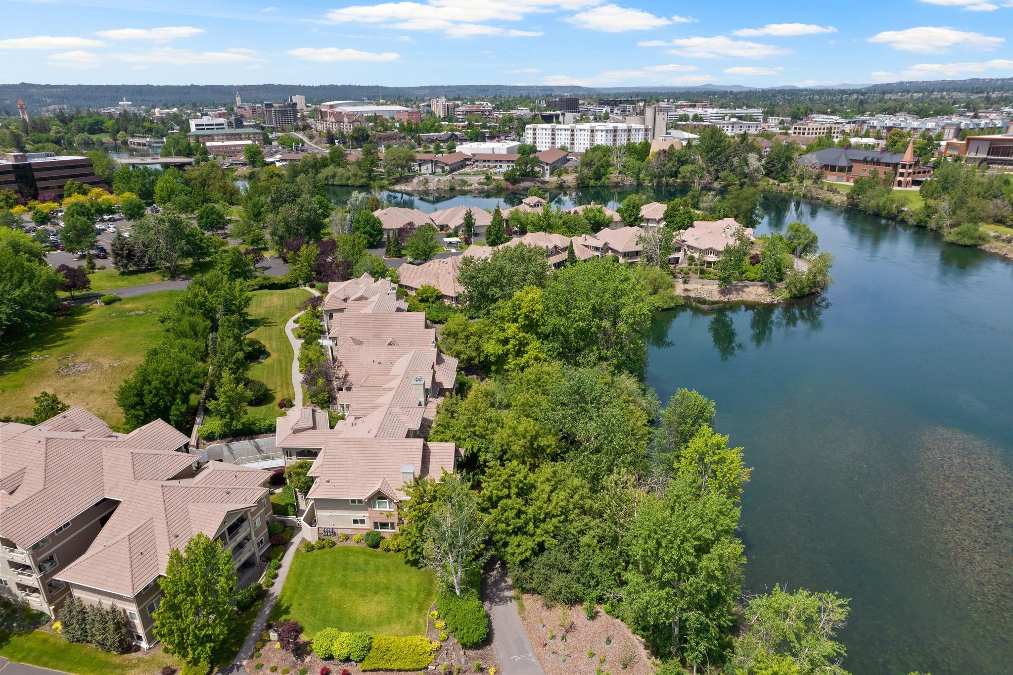 639 N Riverpoint Blvd - Photo 37