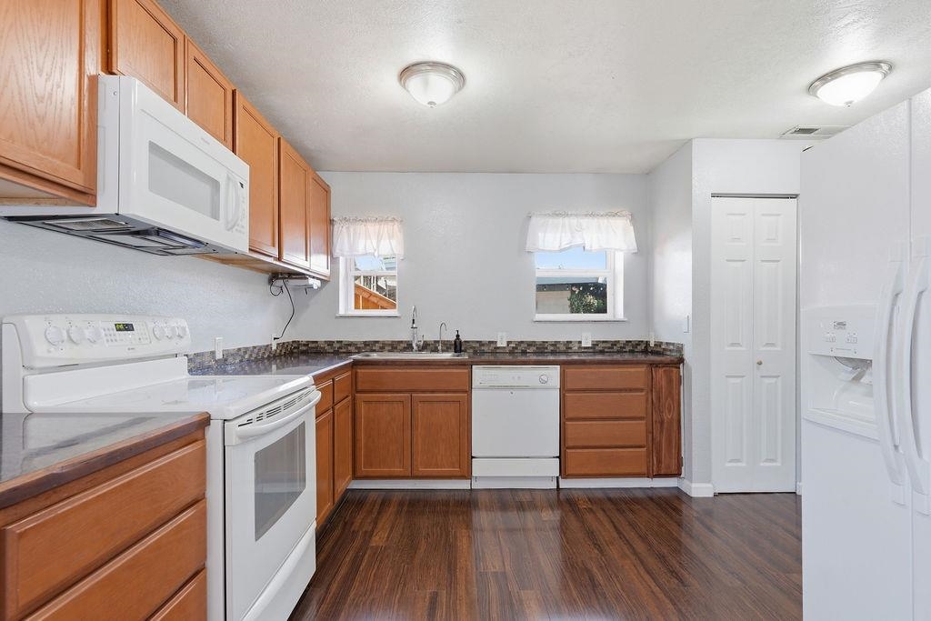 3411 N Marguerite Rd - Photo 7