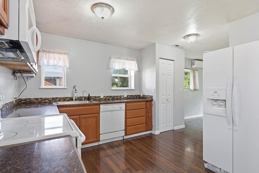 3411 N Marguerite Rd - Photo 11