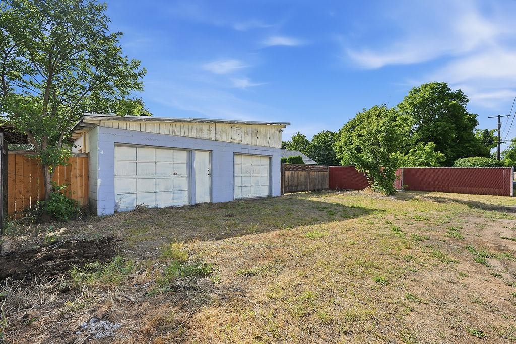 3411 N Marguerite Rd - Photo 34