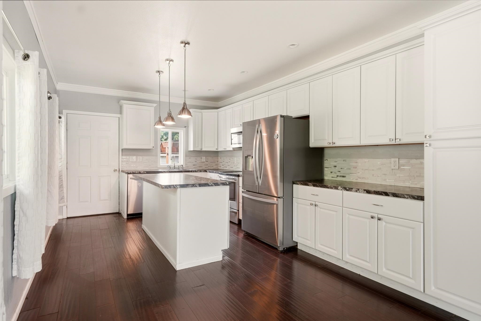 1518 W Nora Ave - Photo 8
