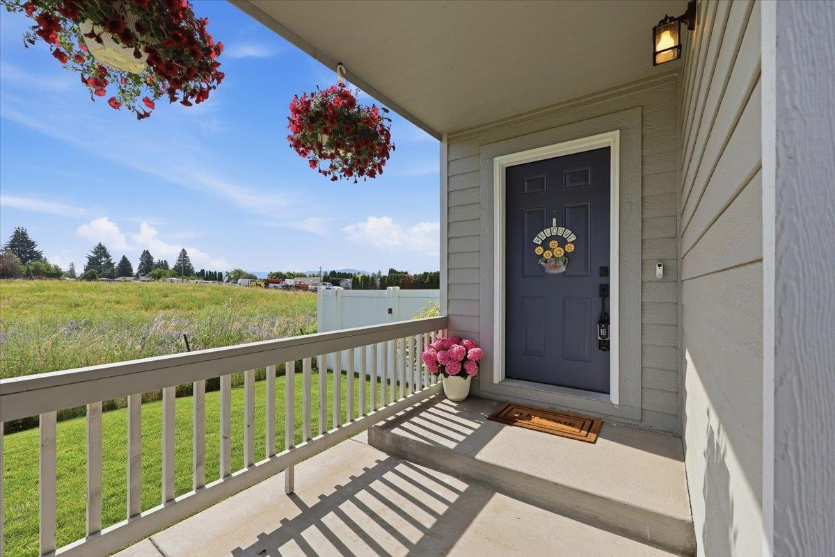 10226 E Walton Ct - Photo 2