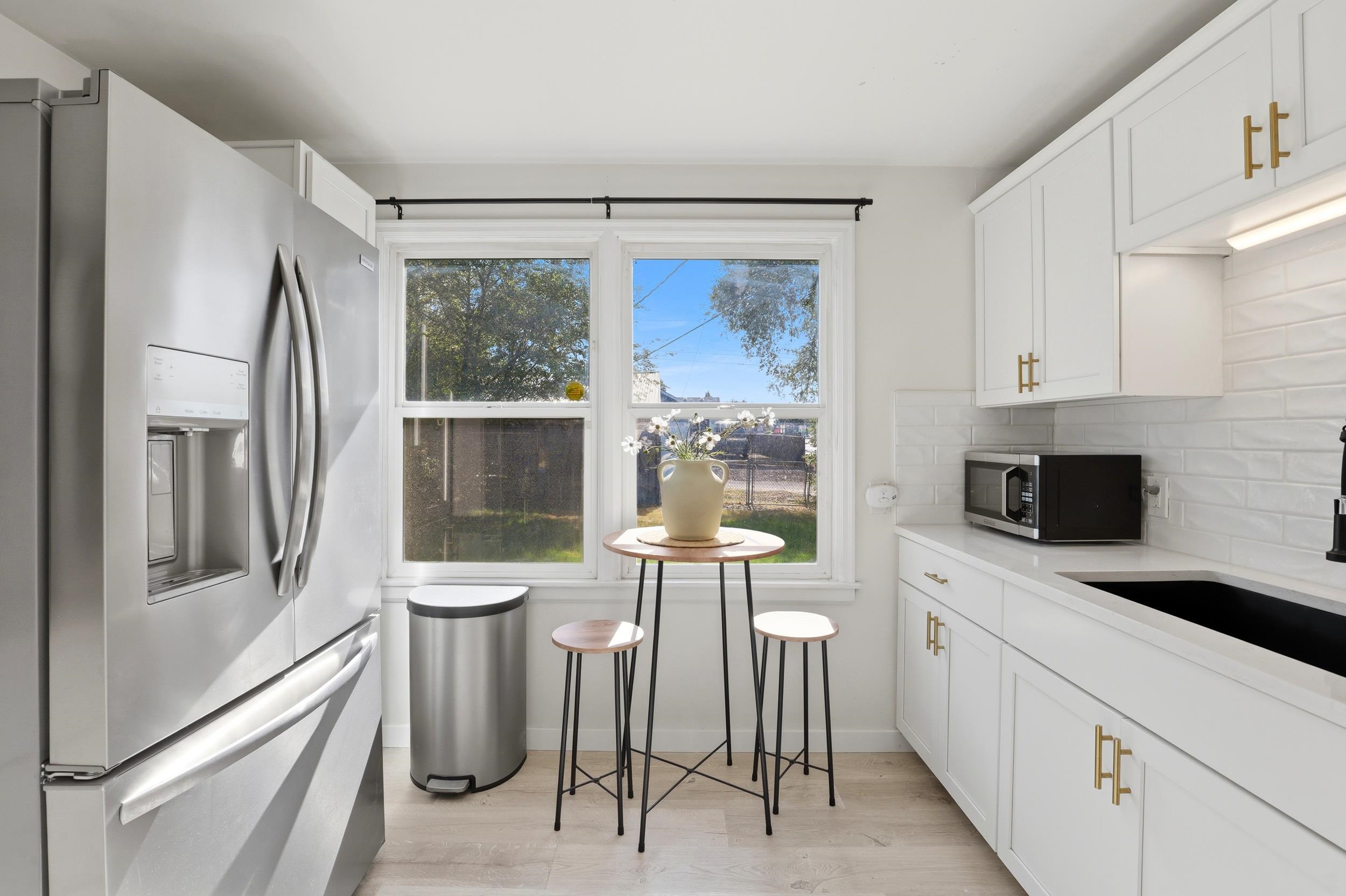 4714 N Elm St - Photo 17