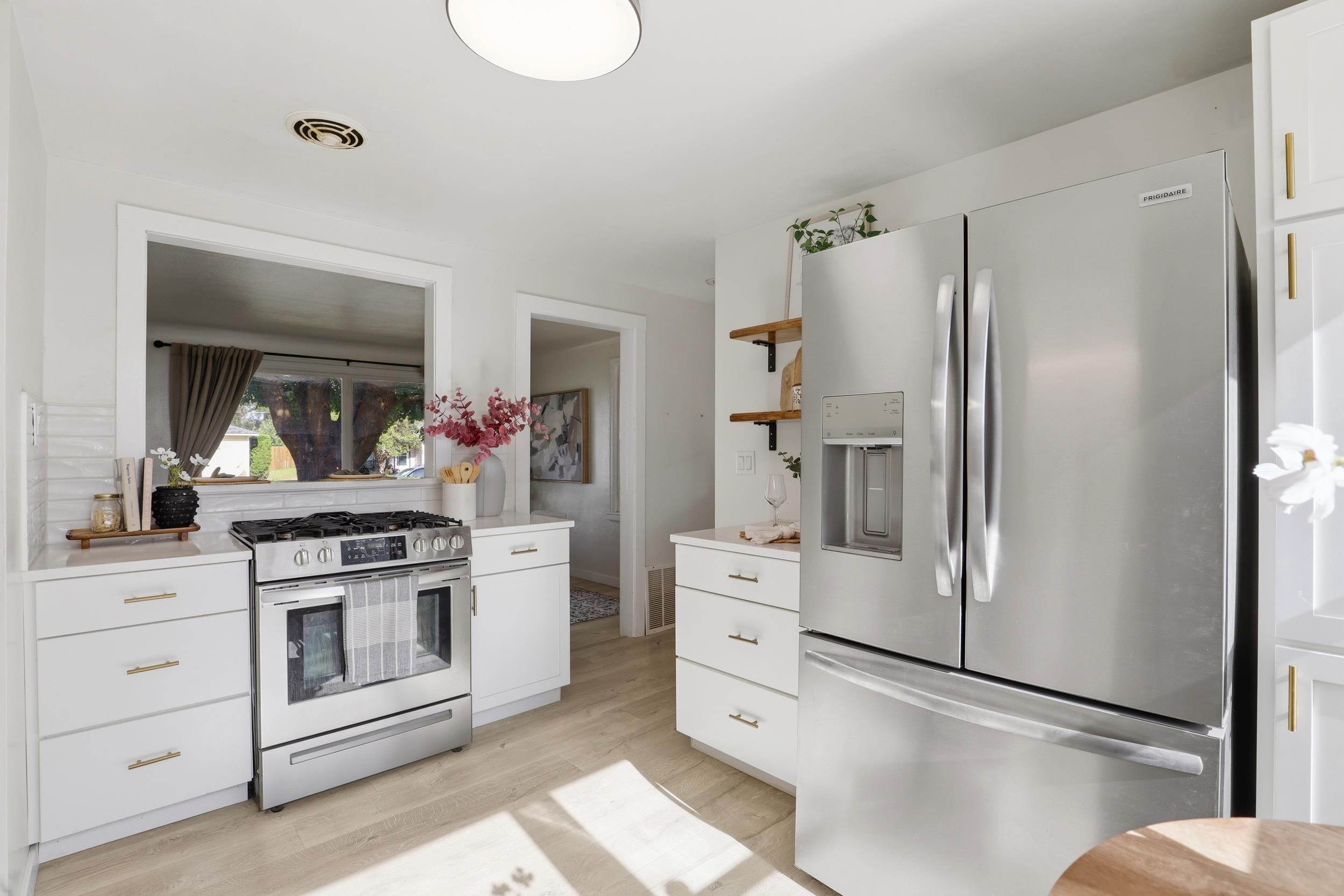 4714 N Elm St - Photo 19