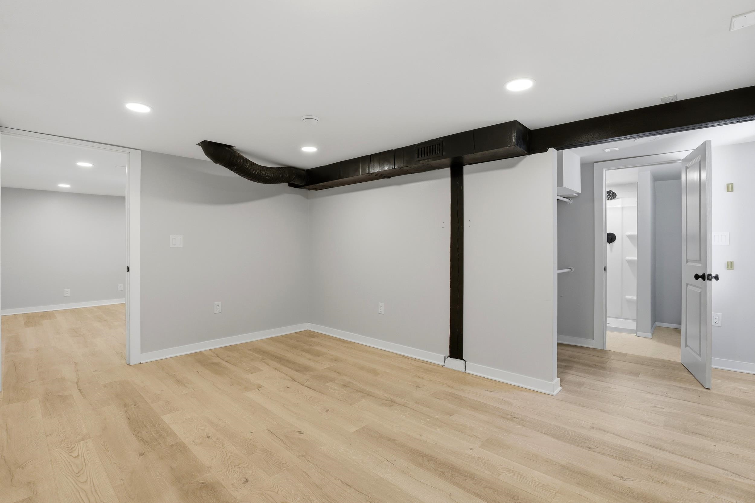 4714 N Elm St - Photo 31