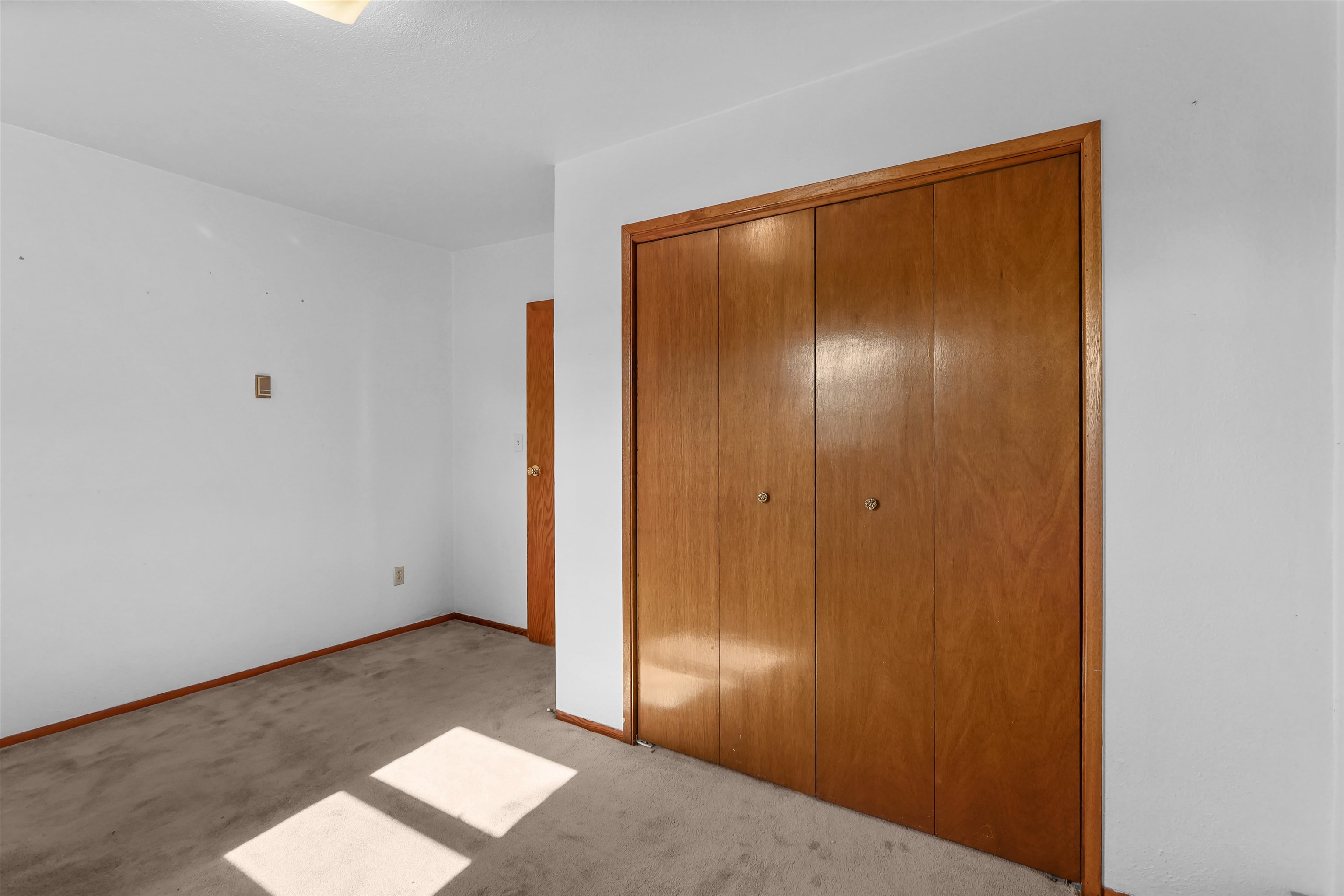 216 W Cole Ave - Photo 10