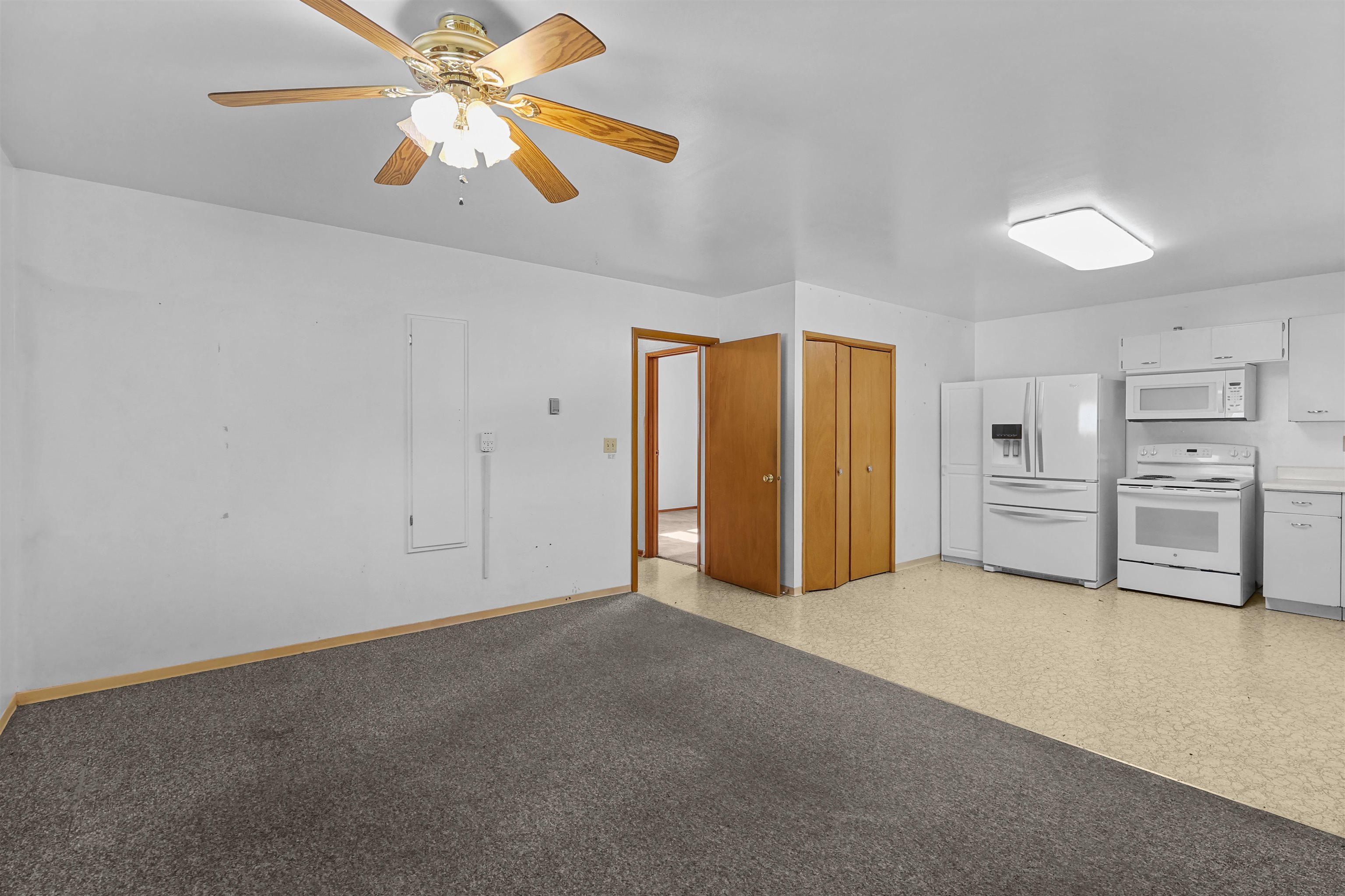 216 W Cole Ave - Photo 17