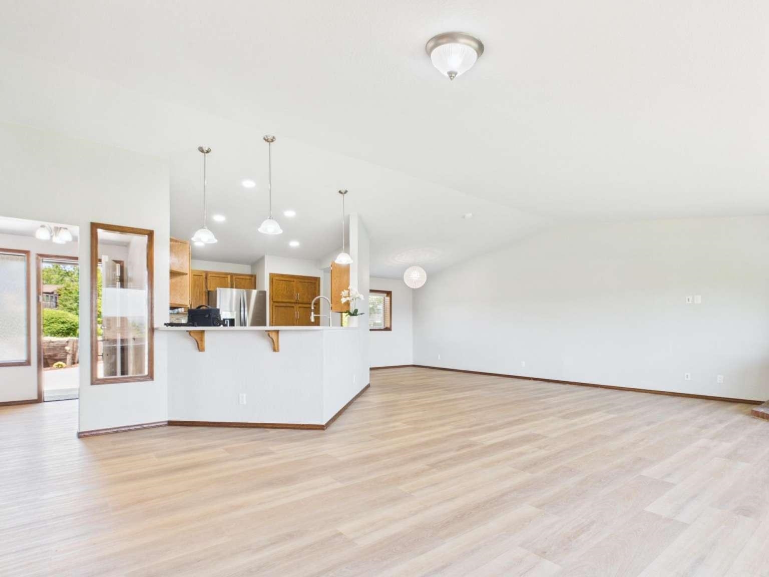 4710 Desert Plateau Dr - Photo 10