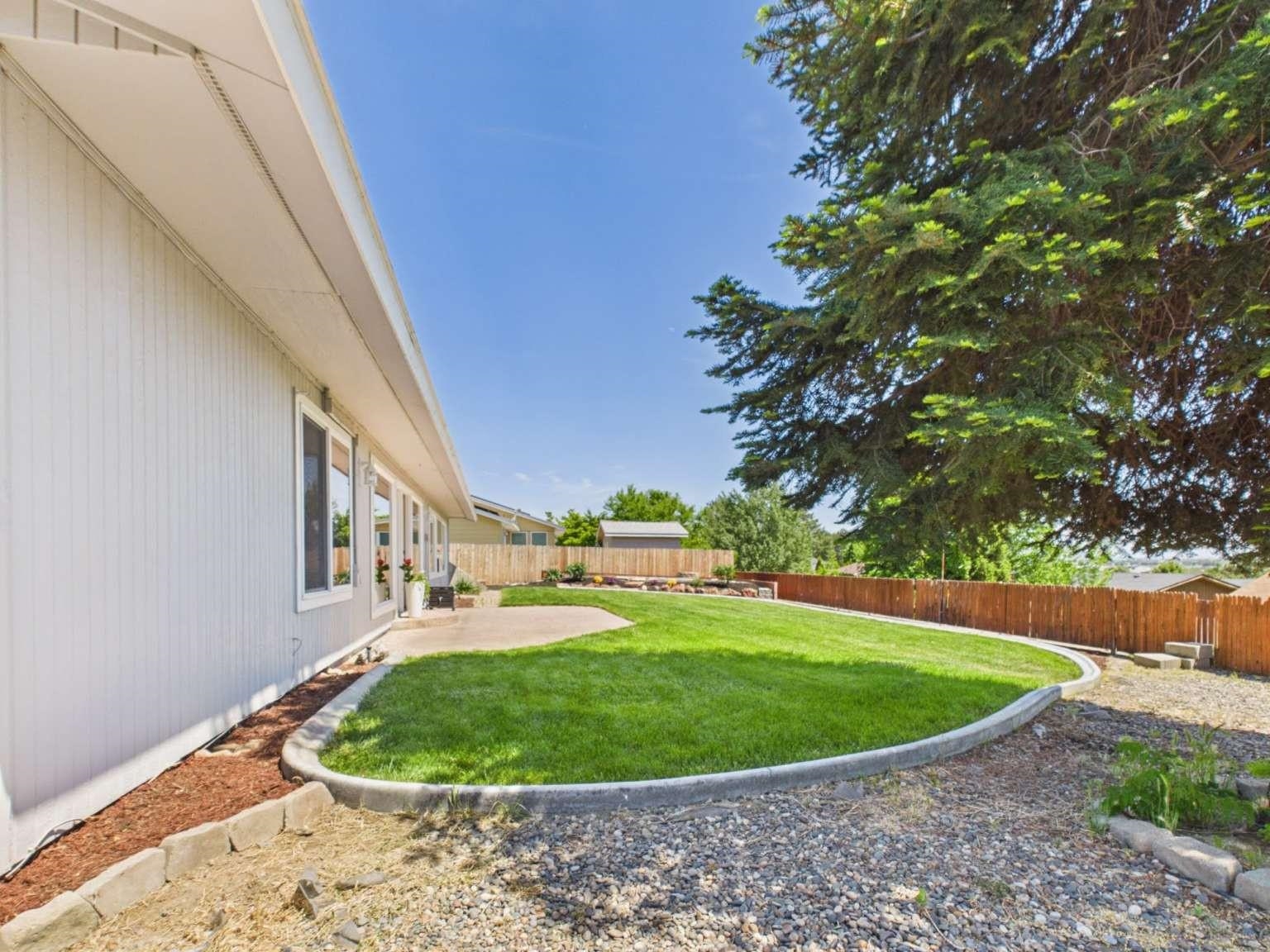 4710 Desert Plateau Dr - Photo 32