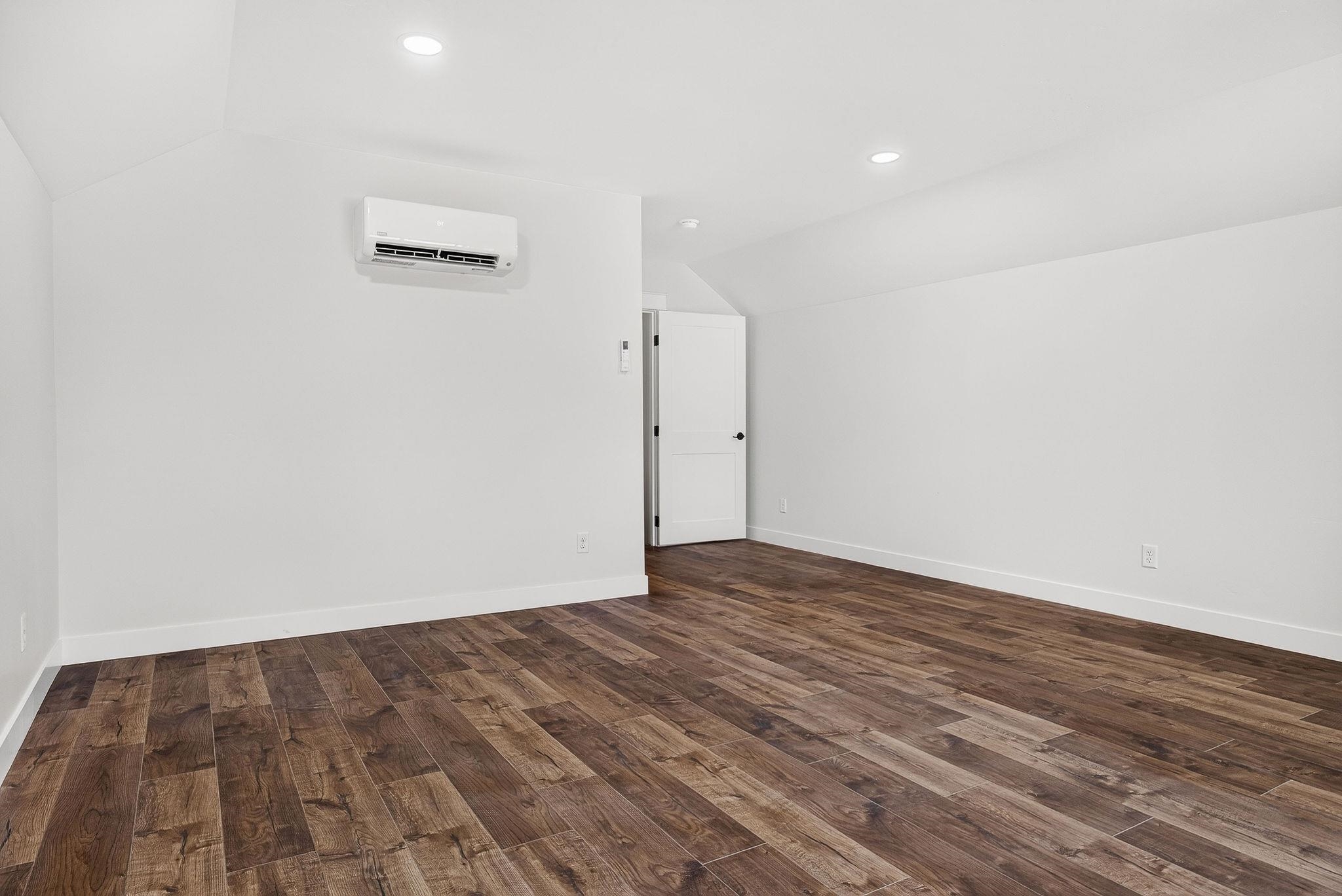 6456 Justin Ct - Photo 40