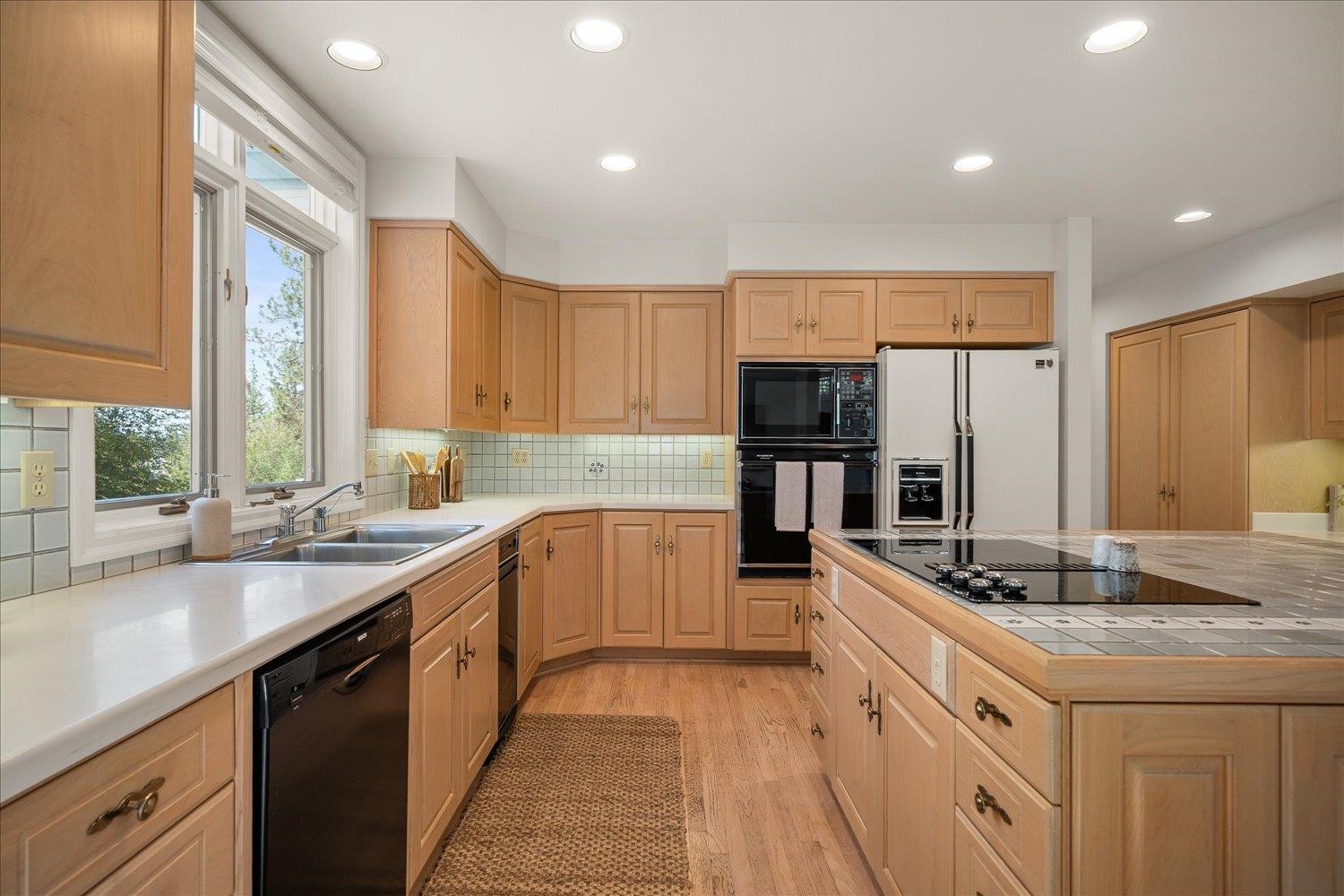 4215 S Madison Rd - Photo 17