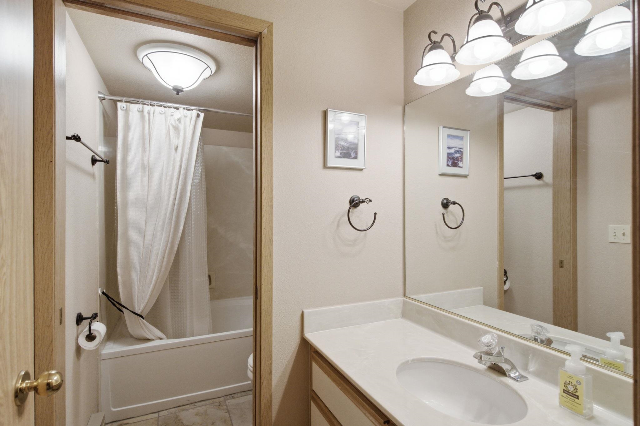 164 S Coeur D Alene C202 St - Photo 34