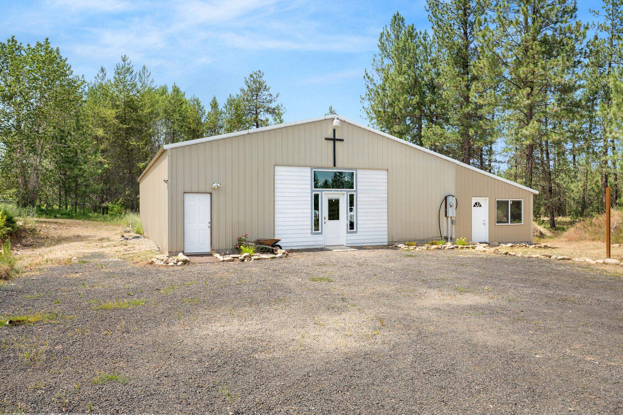26811 N YALE Rd - Photo 1
