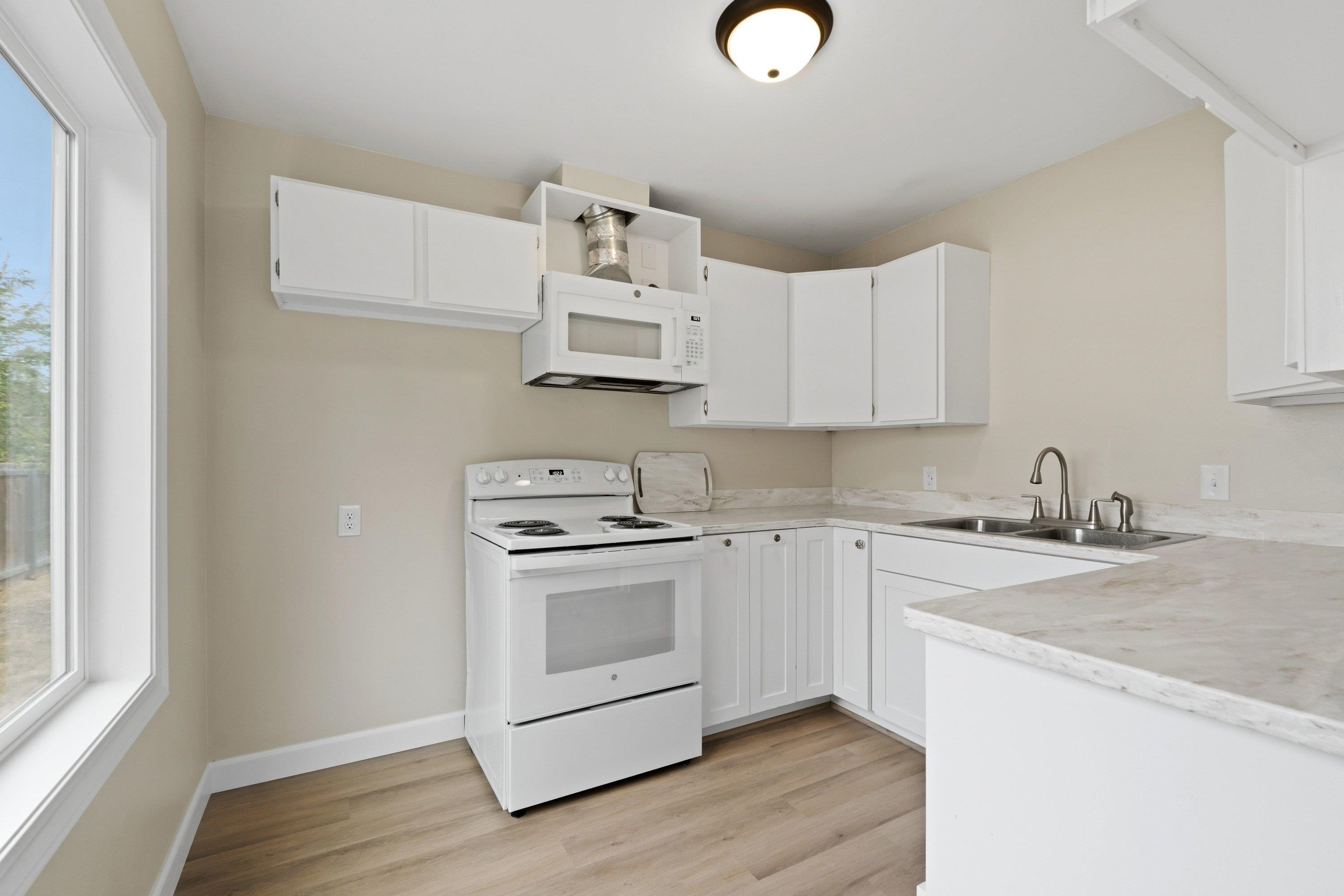 707 E Nebraska Ave - Photo 10
