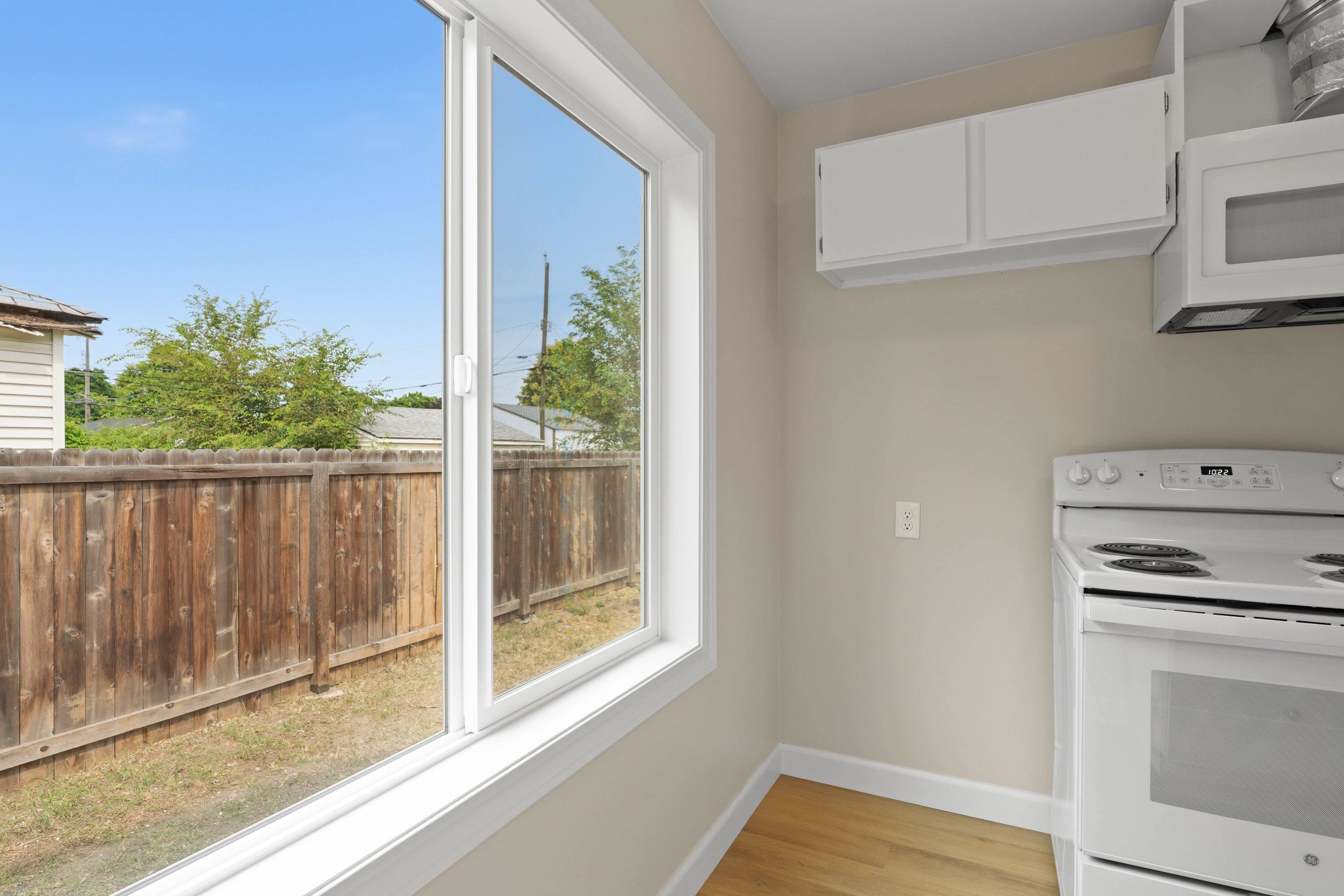 707 E Nebraska Ave - Photo 13
