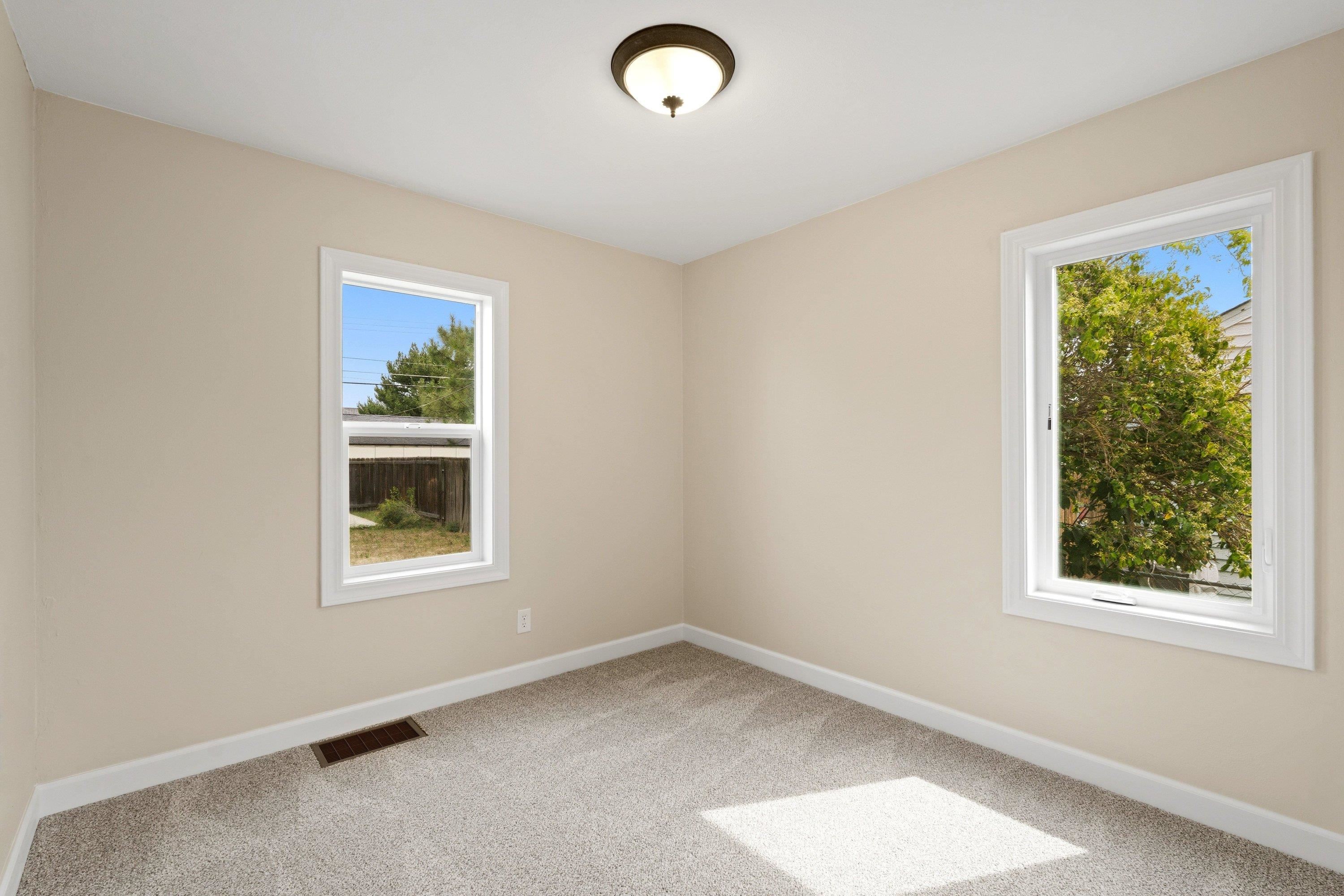 707 E Nebraska Ave - Photo 17
