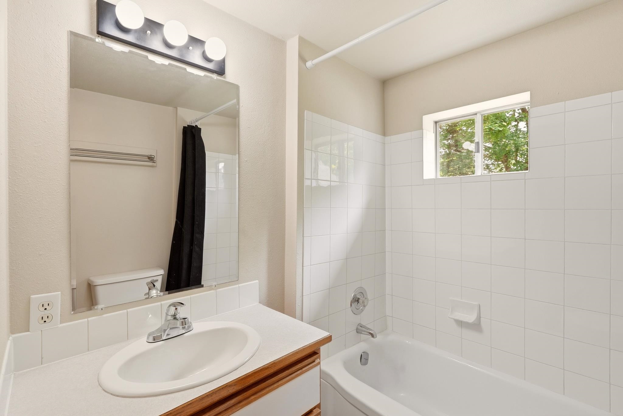 525 W Holland Ave - Photo 11