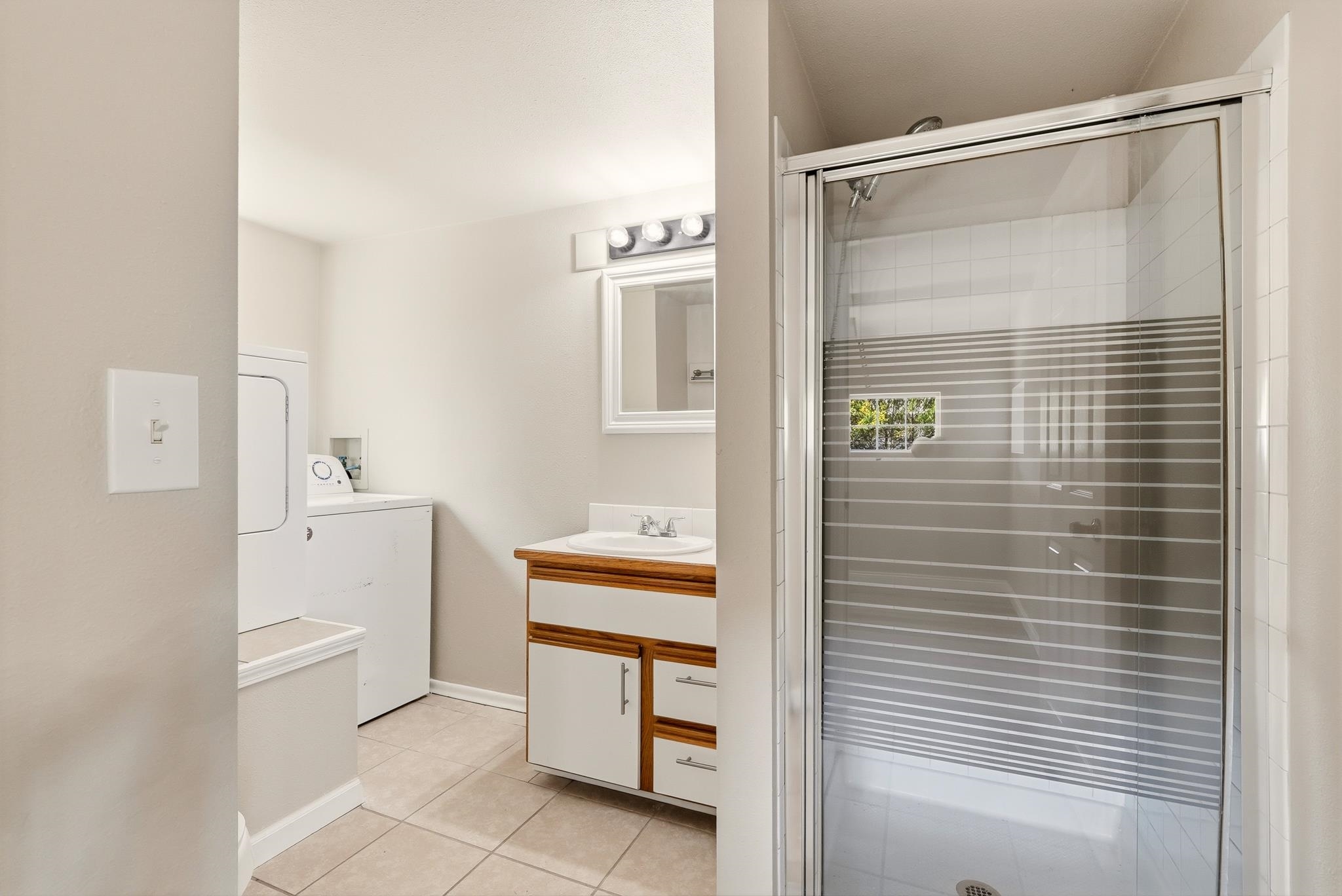 525 W Holland Ave - Photo 12
