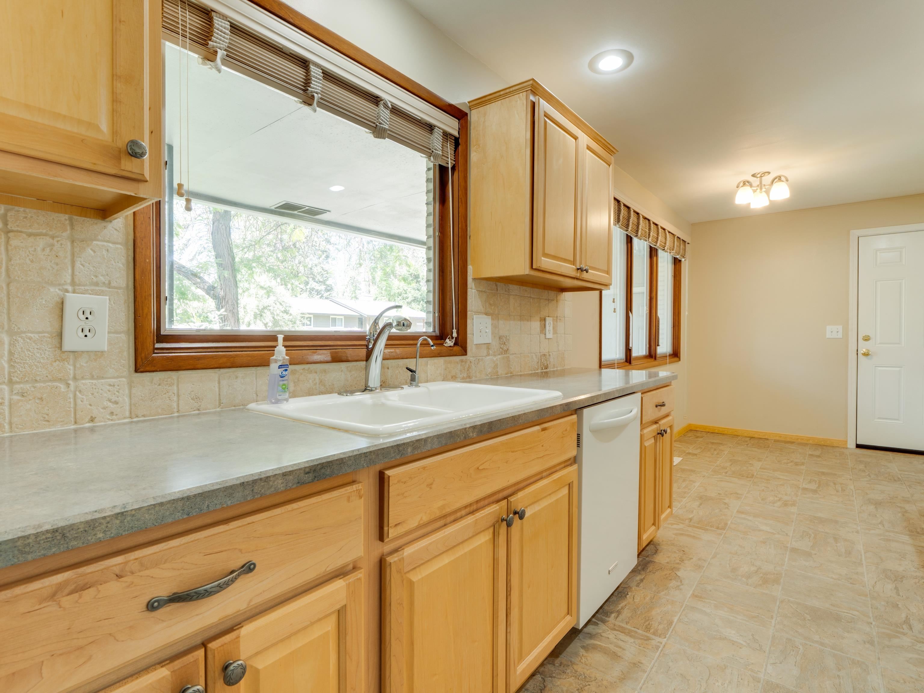 11424 N Post St - Photo 14